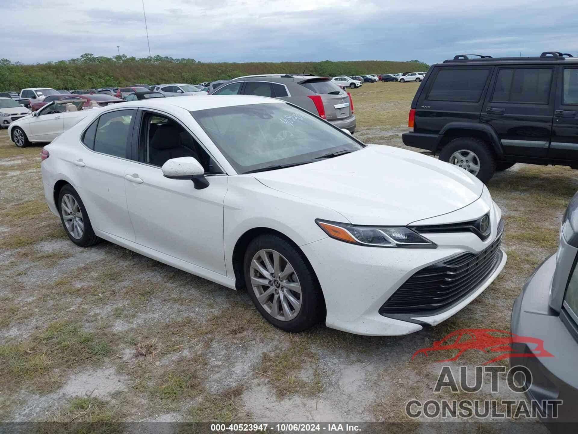 TOYOTA CAMRY 2018 - JTNB11HK5J3034044