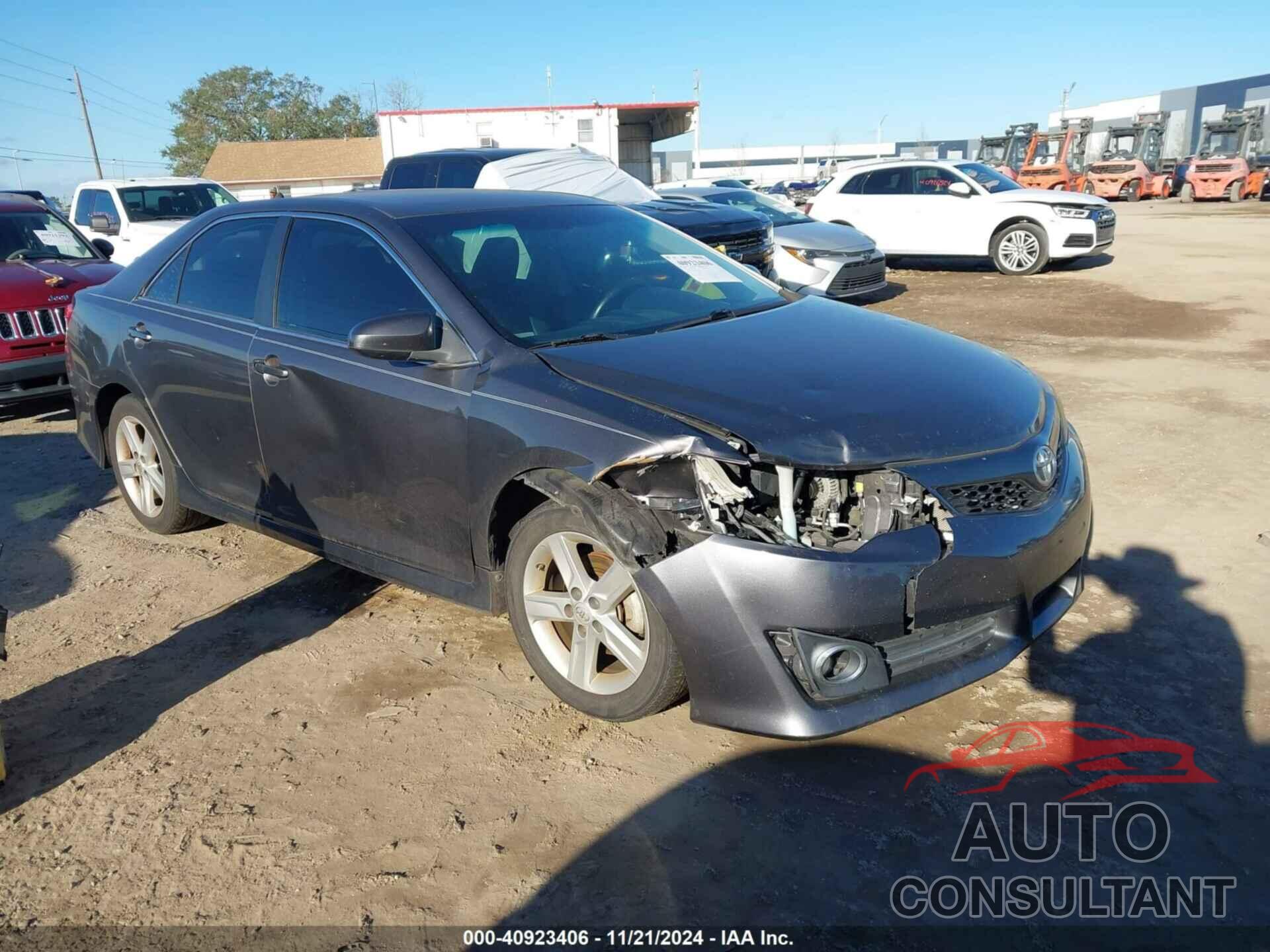 TOYOTA CAMRY 2014 - 4T1BF1FK7EU323088