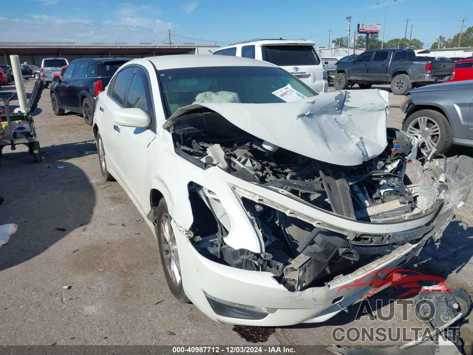 NISSAN ALTIMA 2014 - 1N4AL3AP2EN233127