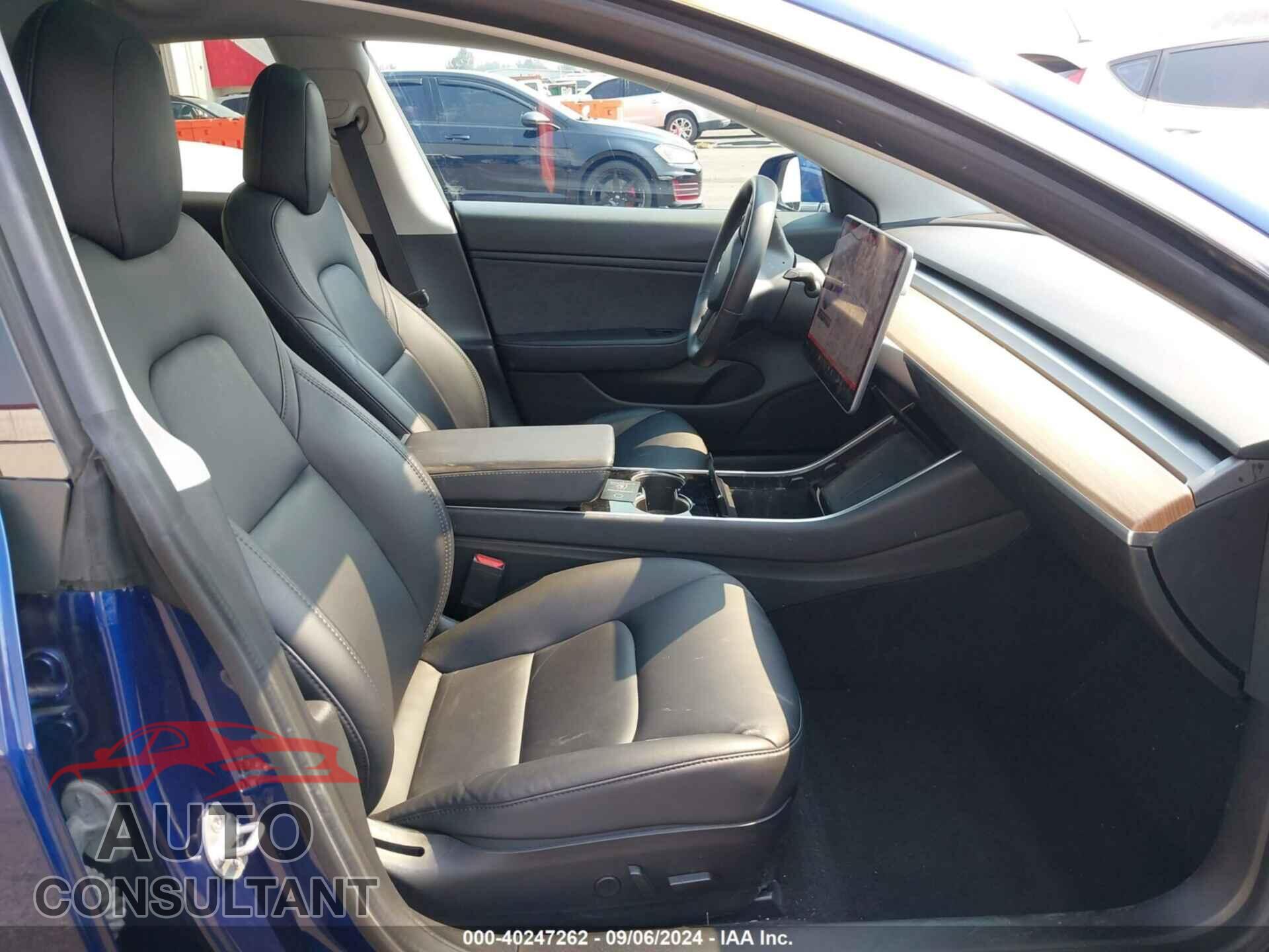 TESLA MODEL 3 2020 - 5YJ3E1EB6LF746747