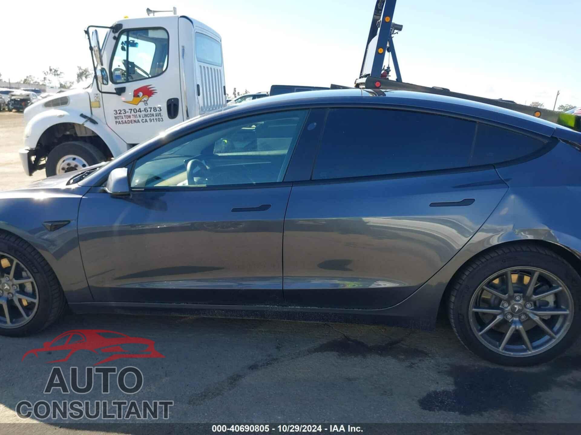 TESLA MODEL 3 2022 - 5YJ3E1EB9NF228568