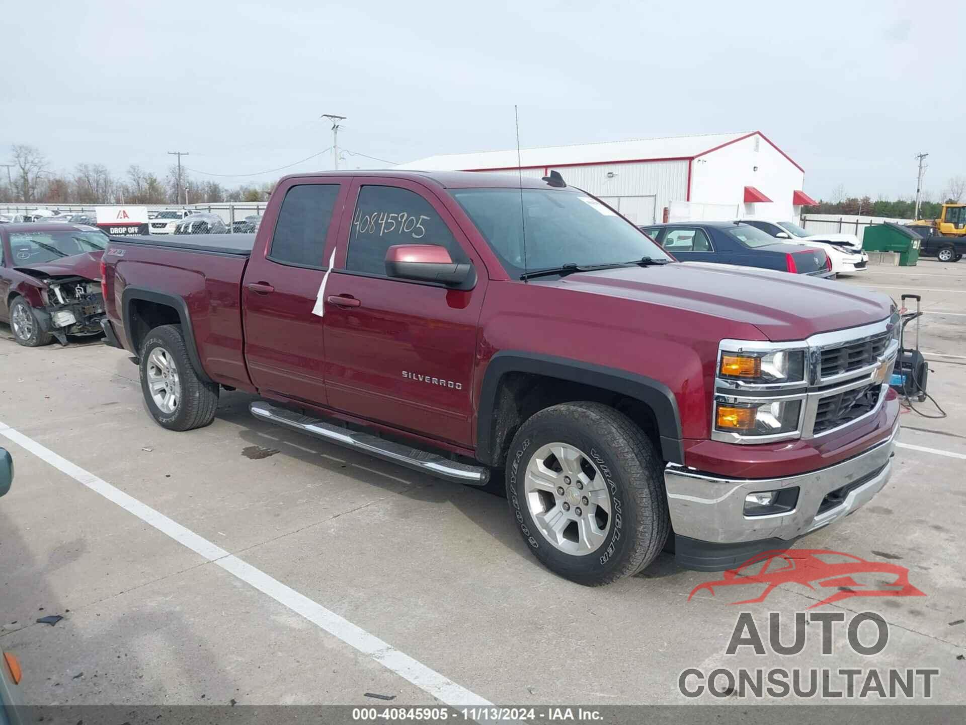CHEVROLET SILVERADO 1500 2015 - 1GCVKREC3FZ337788