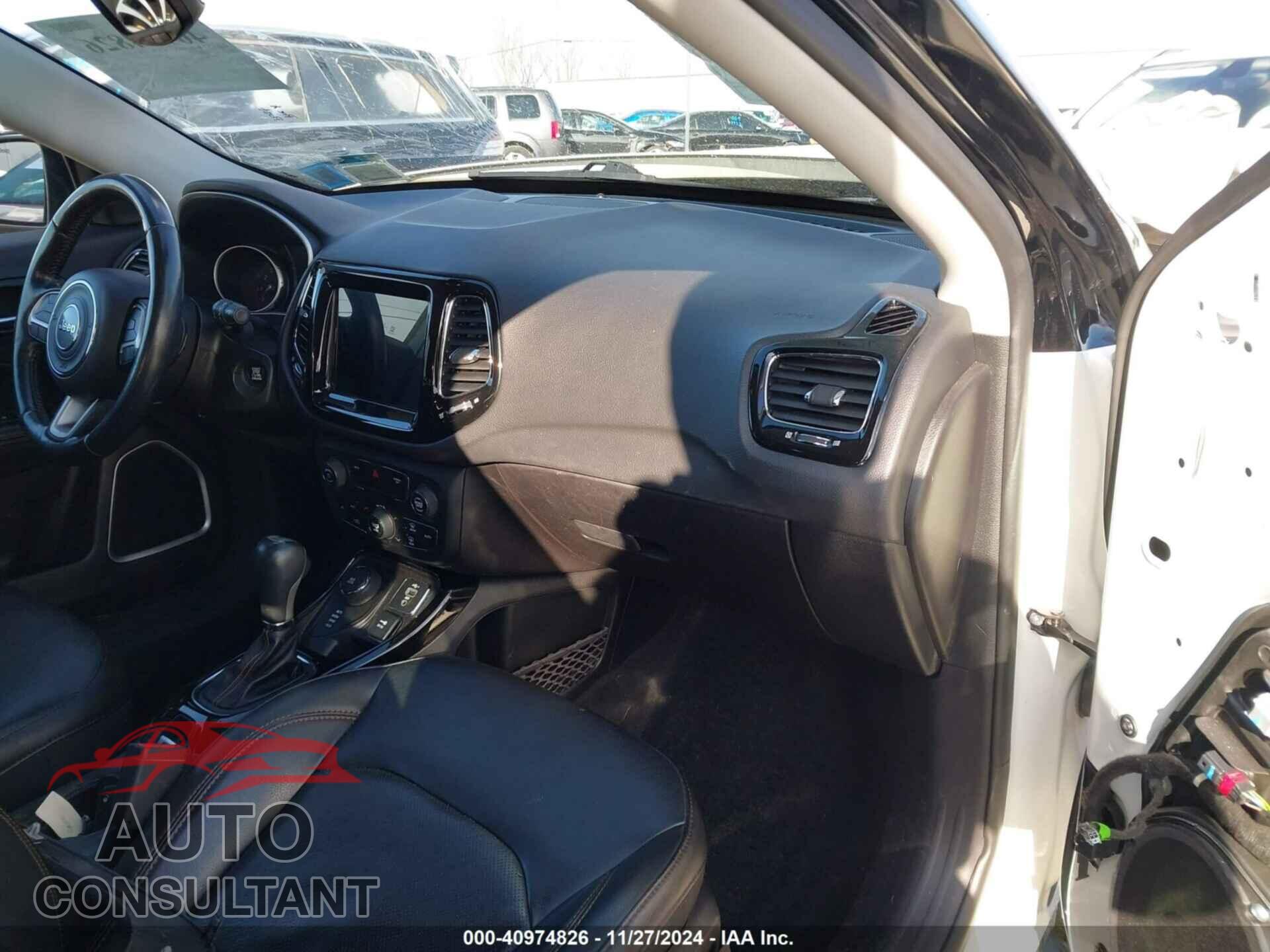 JEEP COMPASS 2019 - 3C4NJDCB1KT842360