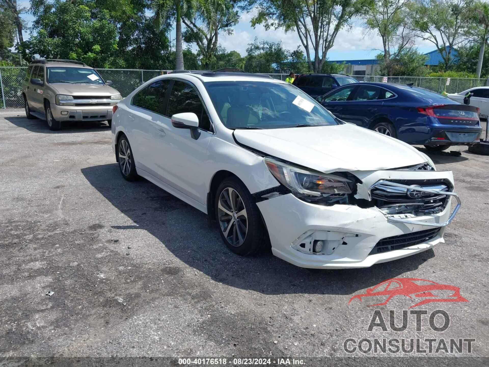 SUBARU LEGACY 2018 - 4S3BNAN67J3035518