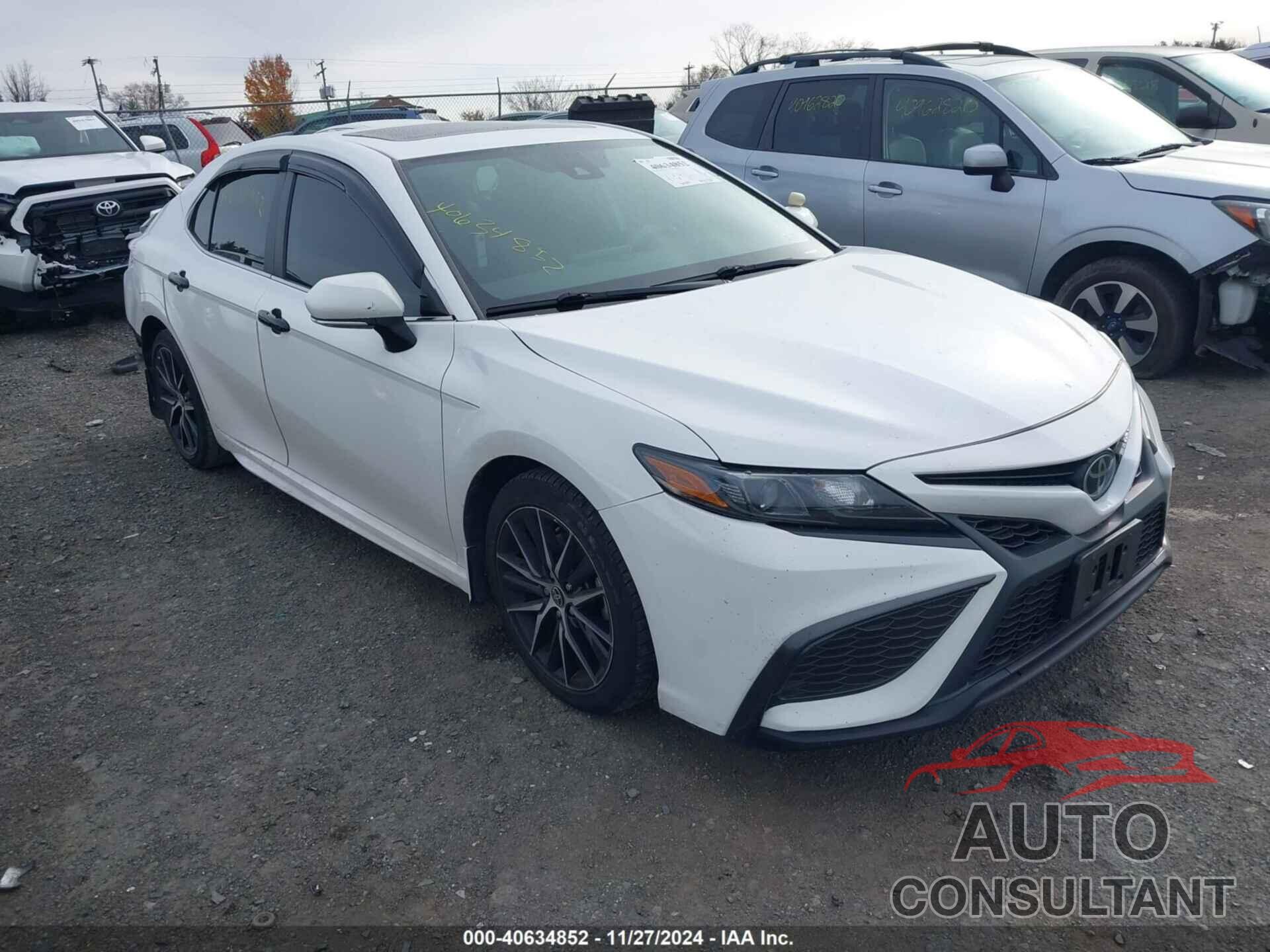 TOYOTA CAMRY 2022 - 4T1G11AKXNU709421