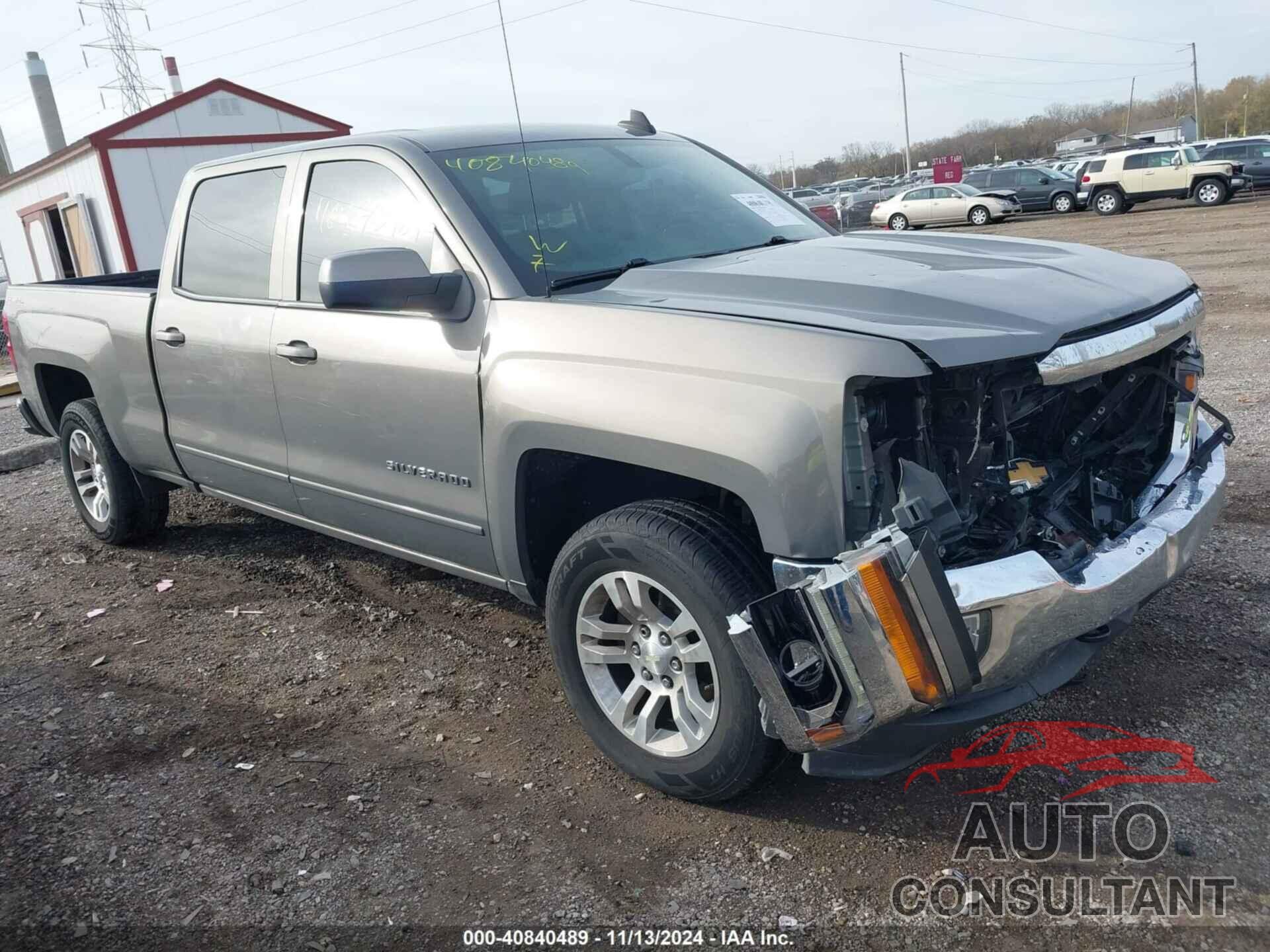 CHEVROLET SILVERADO 1500 2017 - 1GCUKREC5HF155459