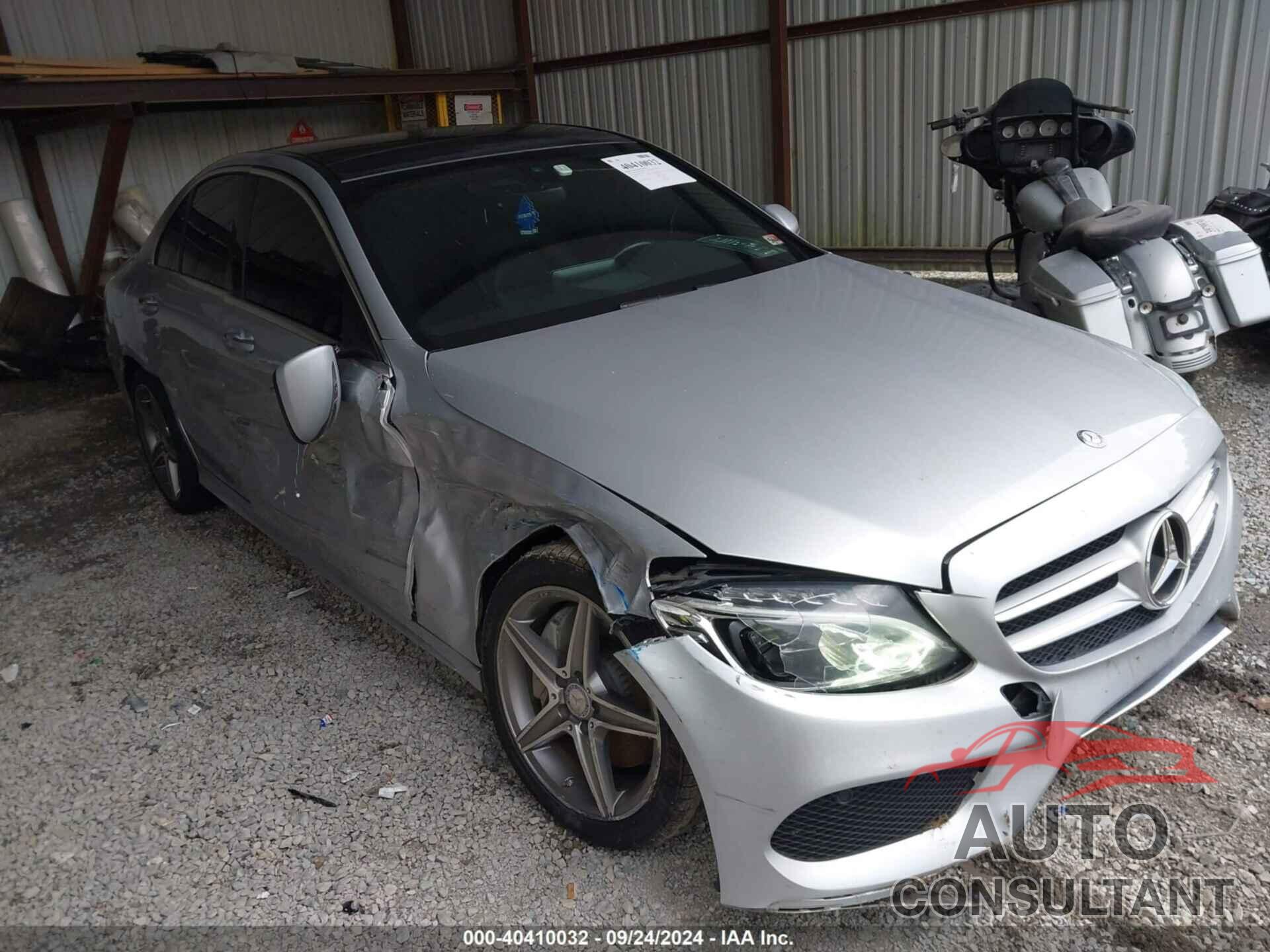 MERCEDES-BENZ C 300 2016 - 55SWF4KB1GU171185