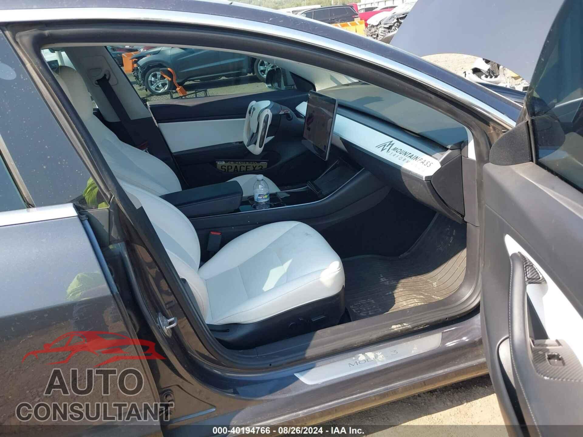 TESLA MODEL 3 2020 - 5YJ3E1EA8LF793155