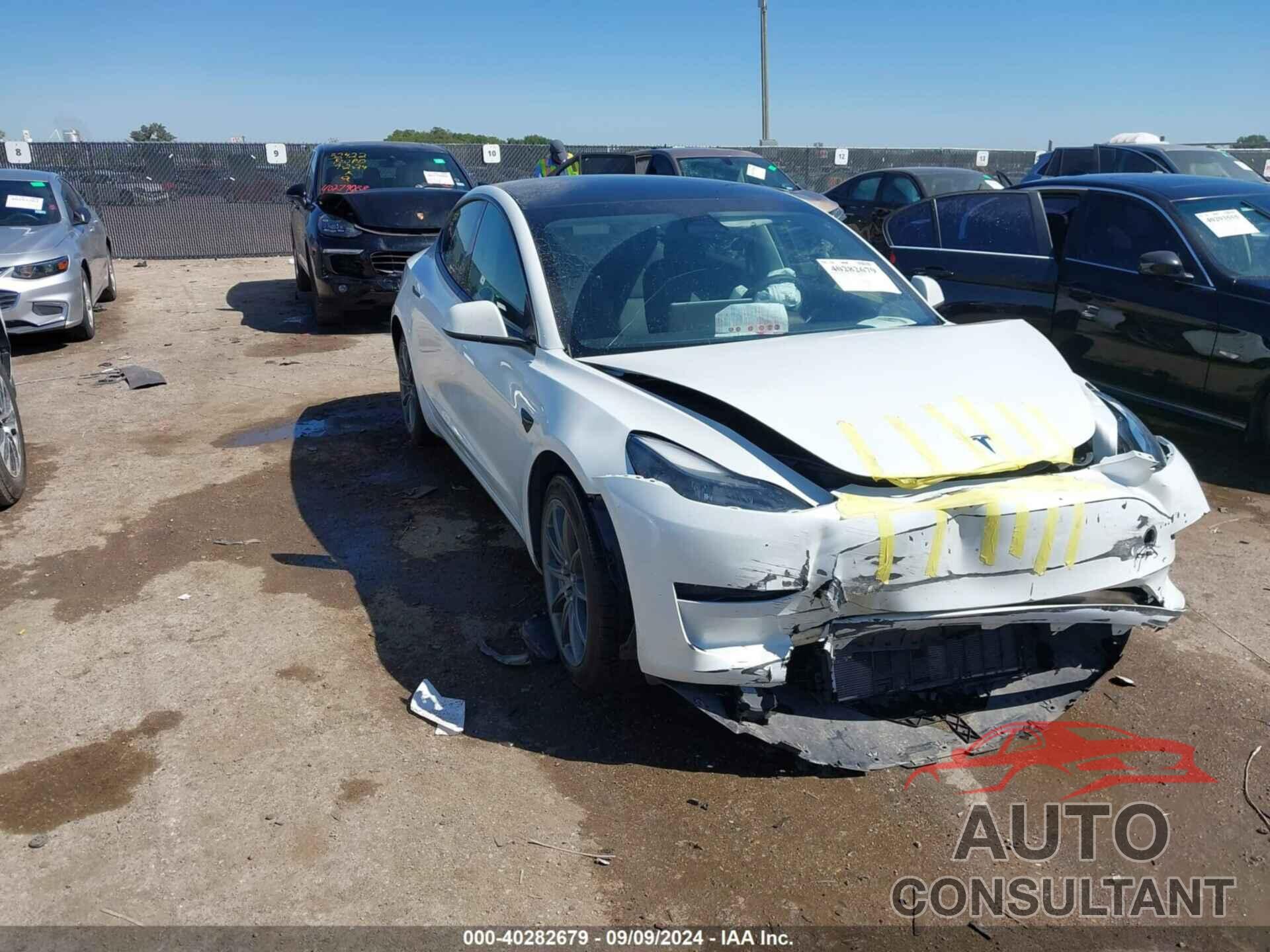 TESLA MODEL 3 2023 - 5YJ3E1EA4PF475426