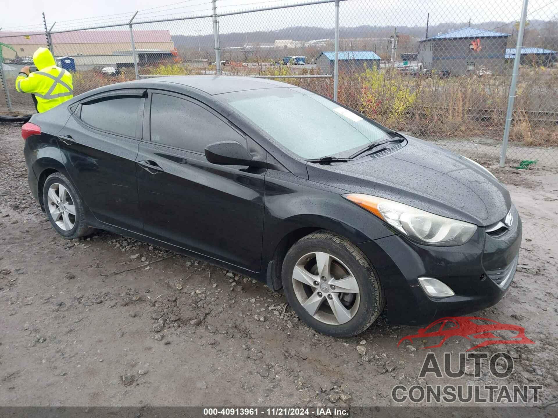 HYUNDAI ELANTRA 2013 - 5NPDH4AE3DH406553