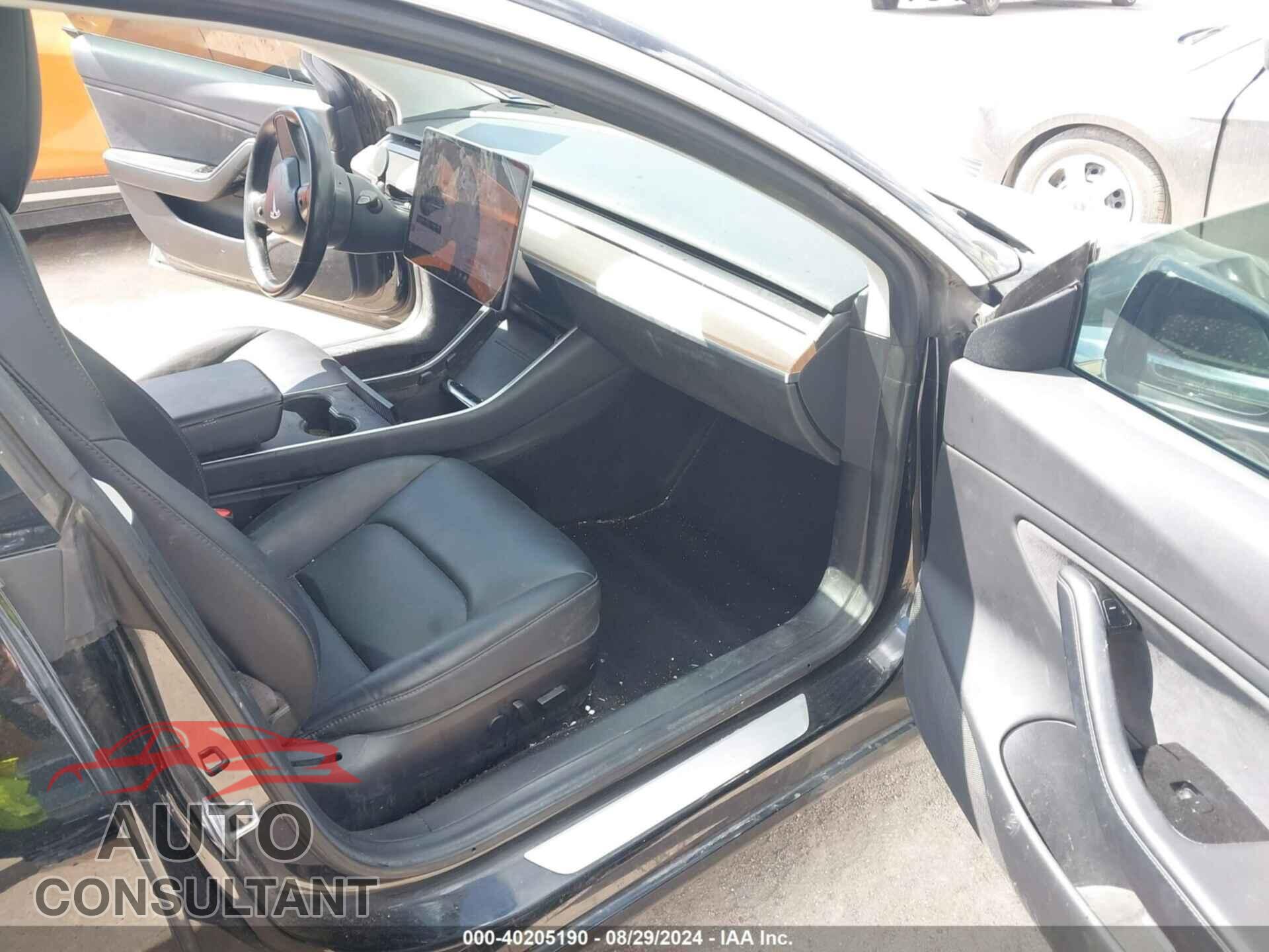 TESLA MODEL 3 2018 - 5YJ3E1EA9JF046726