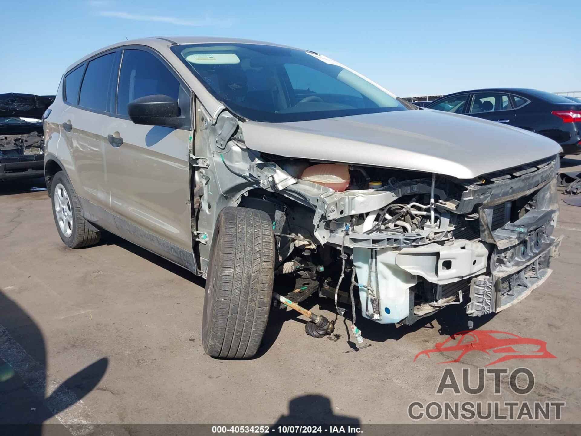 FORD ESCAPE 2018 - 1FMCU0F72JUD44621