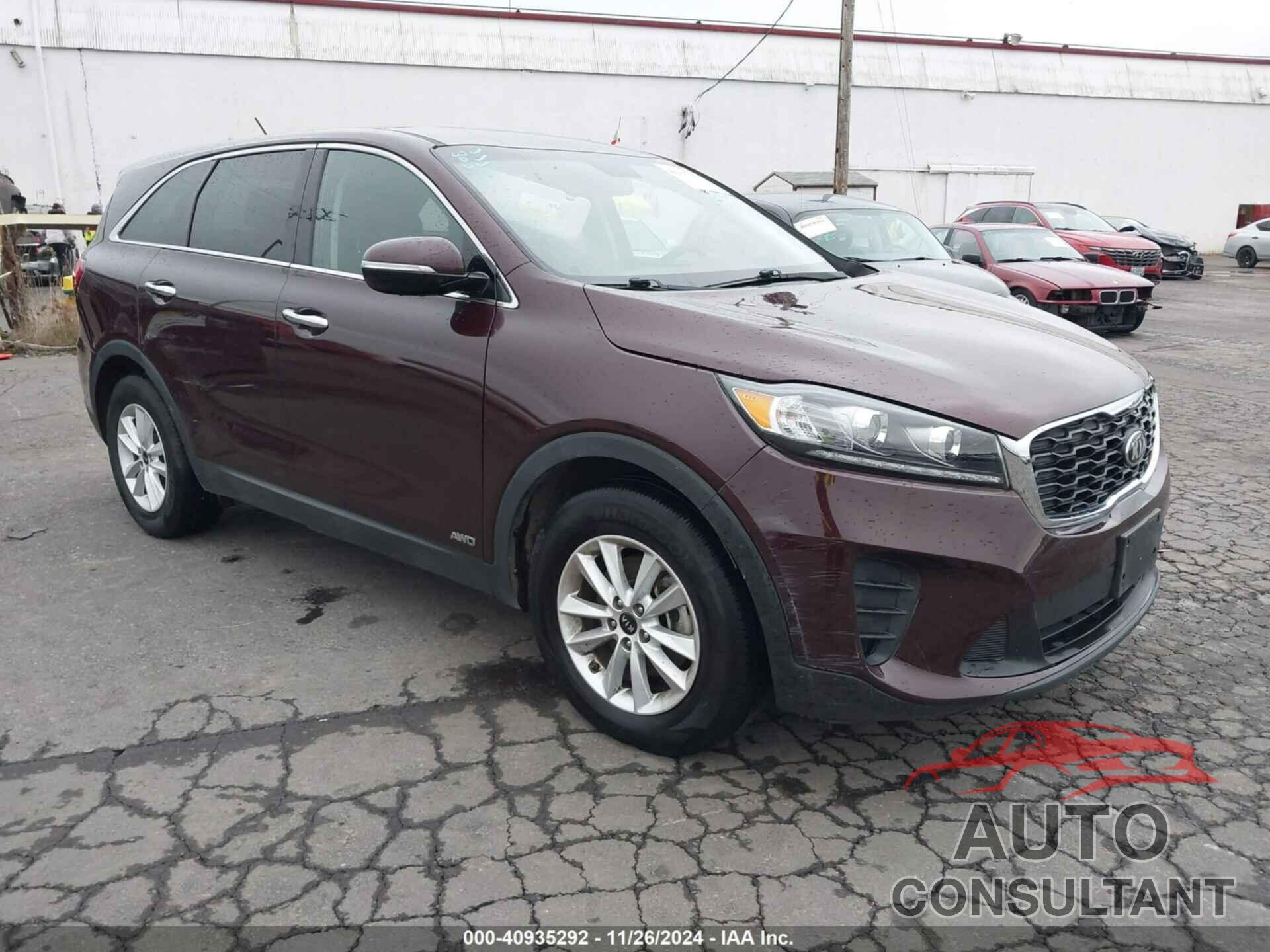 KIA SORENTO 2019 - 5XYPGDA51KG497696