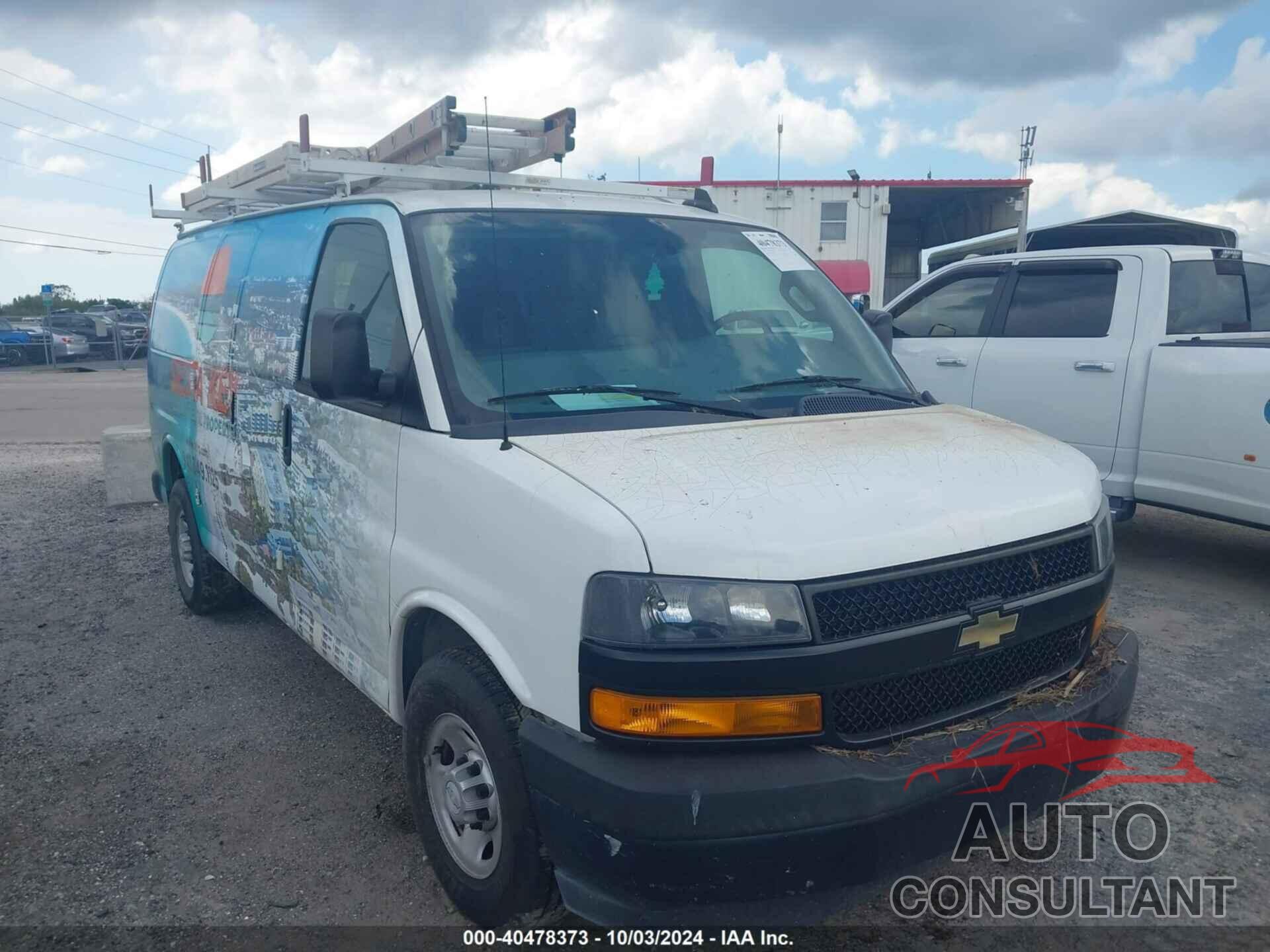 CHEVROLET EXPRESS 2500 2018 - 1GCWGAFP1J1241643