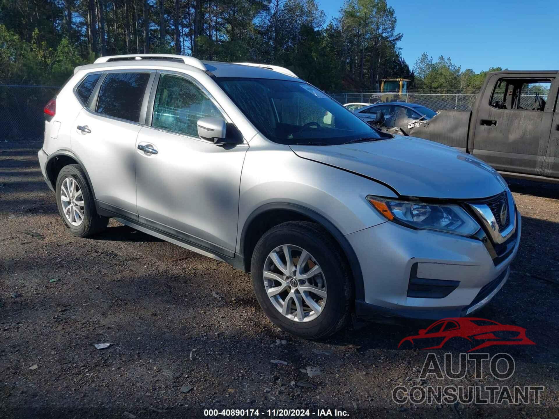 NISSAN ROGUE 2018 - 5N1AT2MVXJC700374