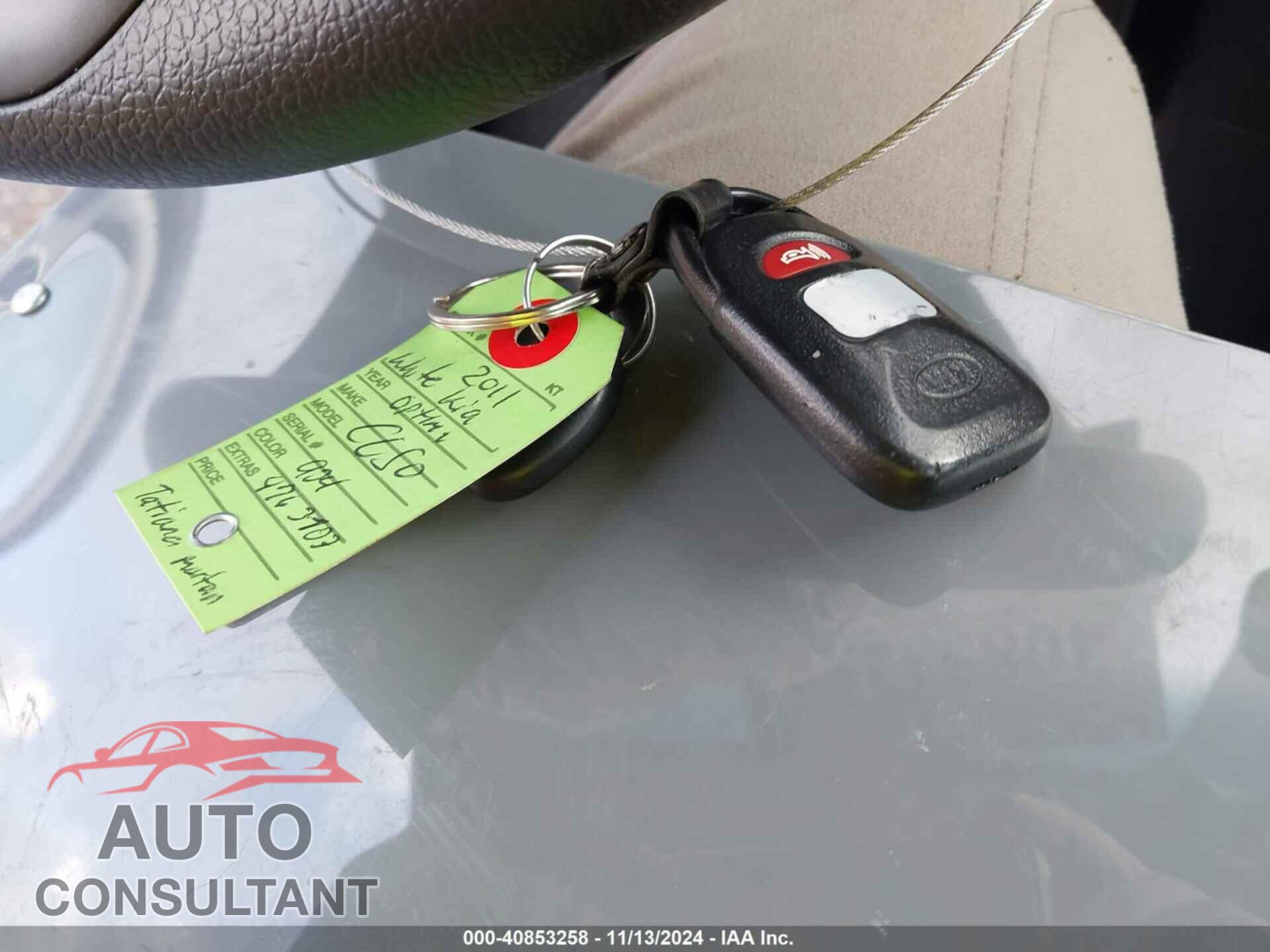 KIA OPTIMA 2011 - KNAGM4A76B5065525