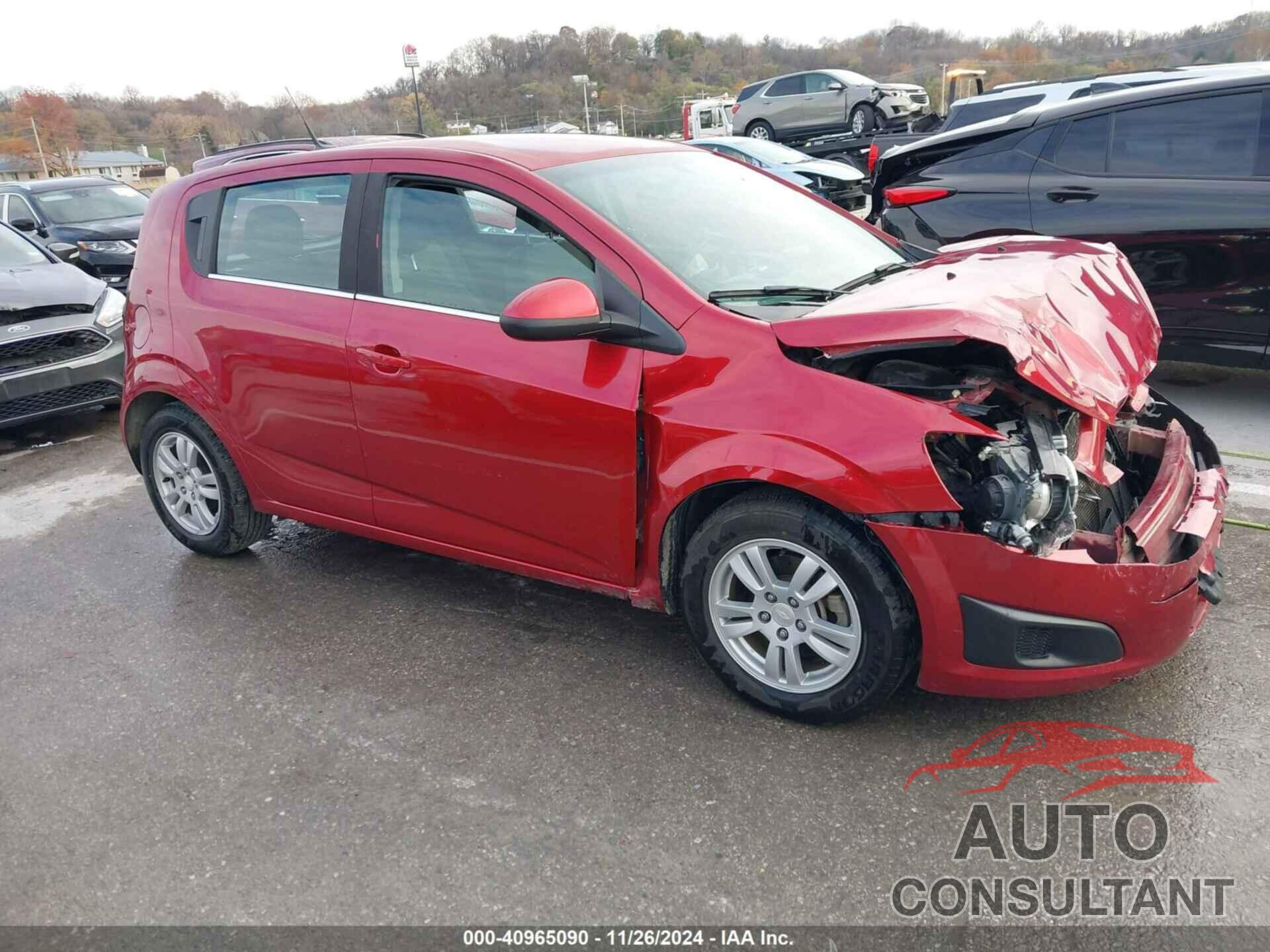 CHEVROLET SONIC 2014 - 1G1JC6SG5E4113573