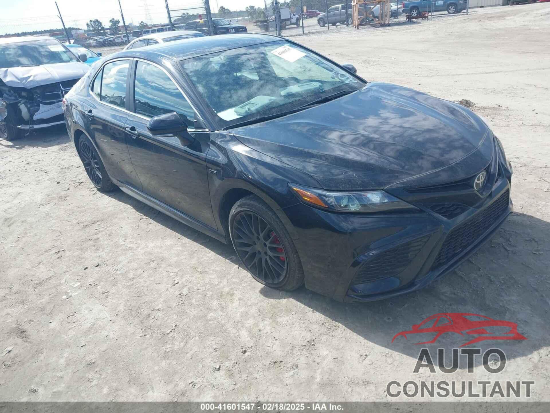 TOYOTA CAMRY 2024 - 4T1G11AK0RU213128