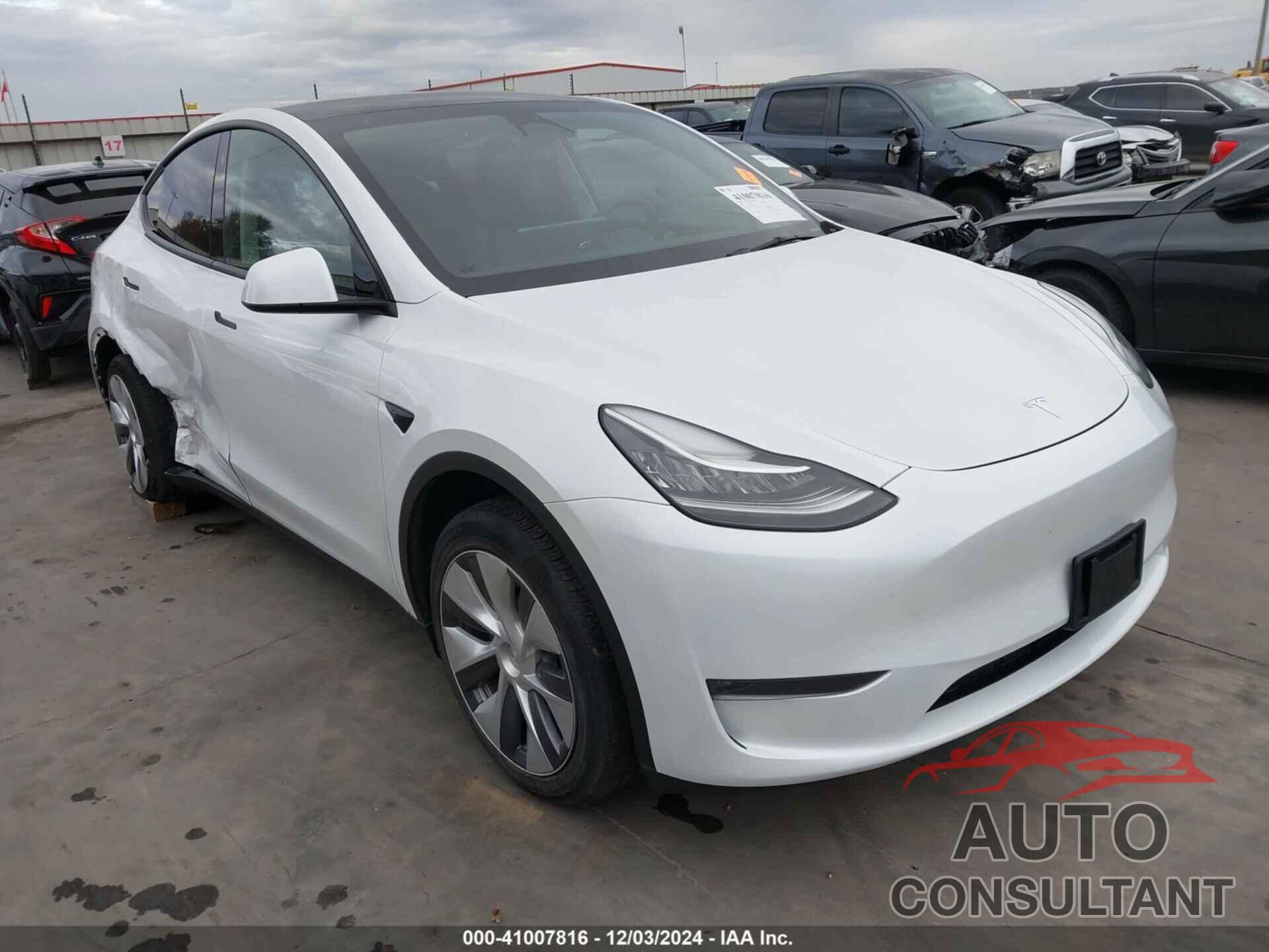 TESLA MODEL Y 2023 - 7SAYGDEE2PA101238