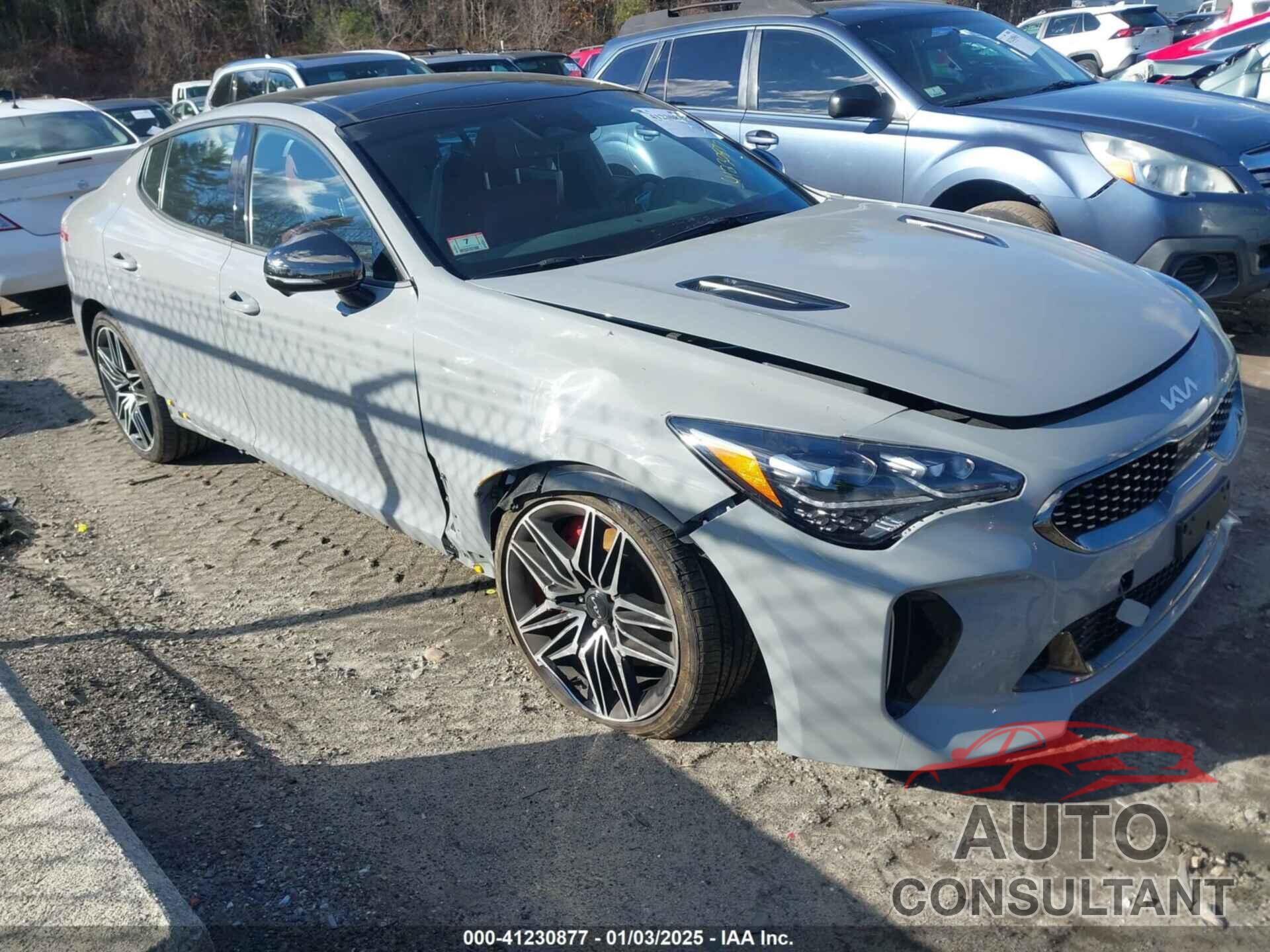 KIA STINGER 2023 - KNAE55LC6P6133652