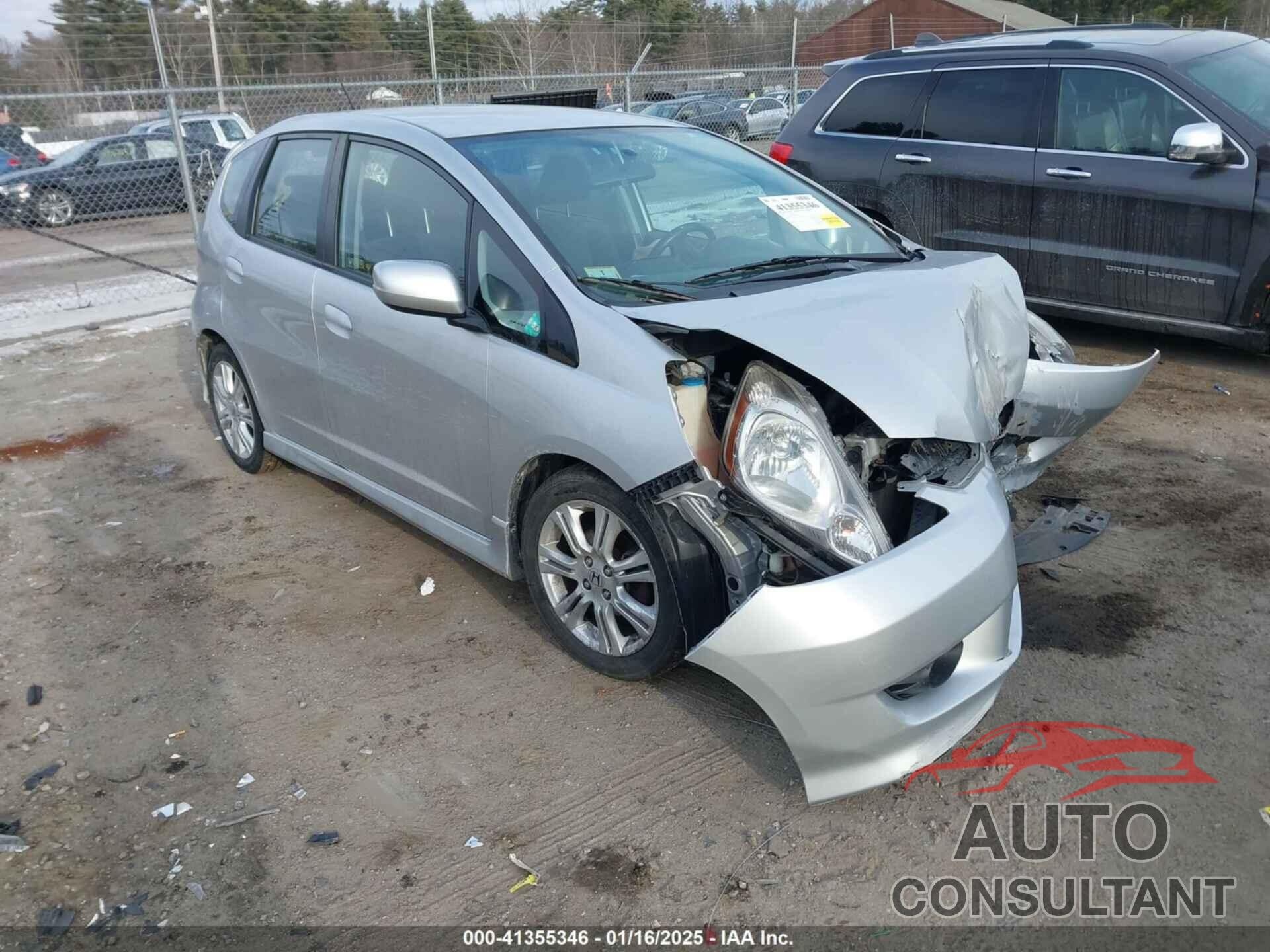 HONDA FIT 2011 - JHMGE8H55BC027709