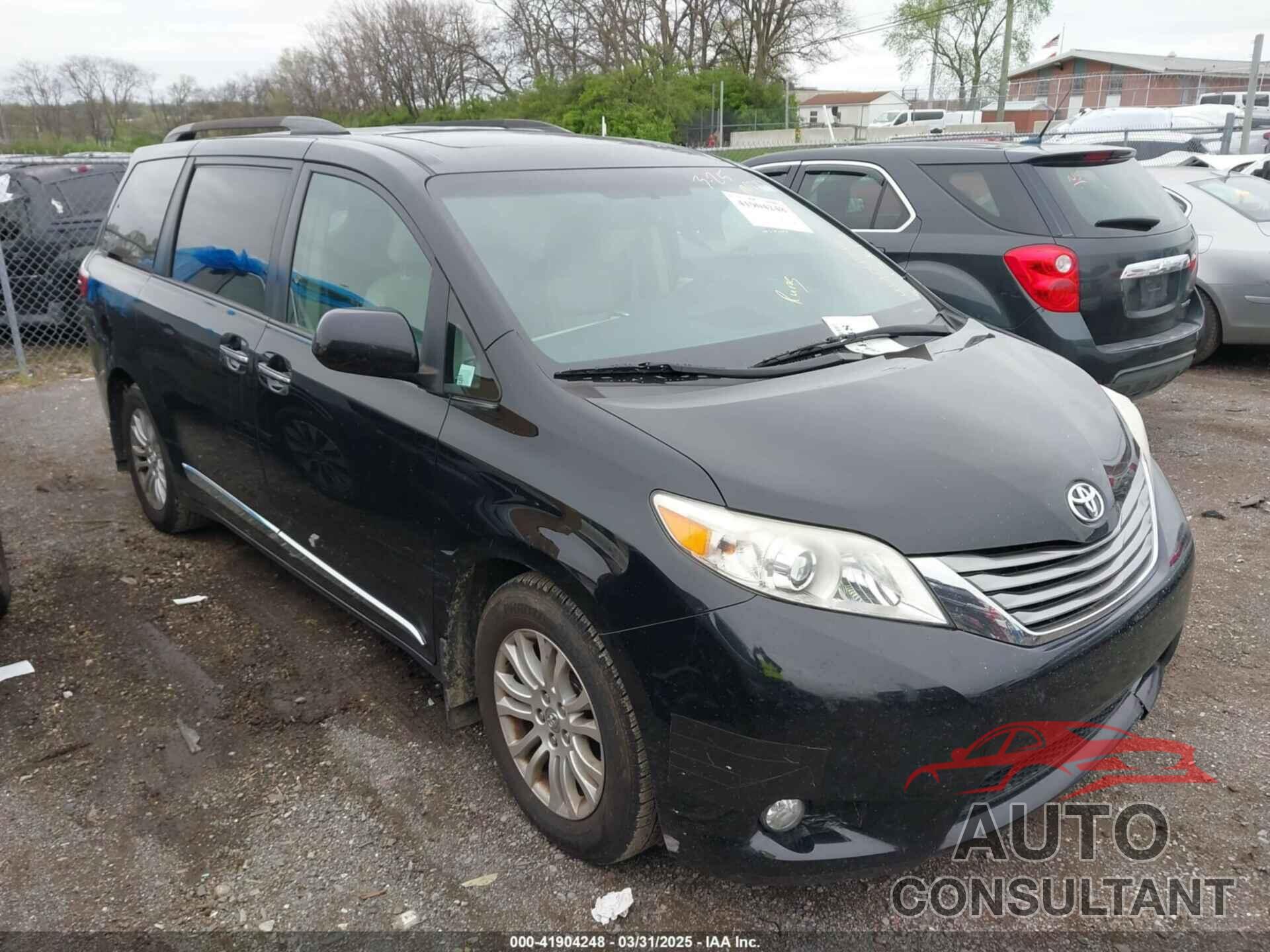 TOYOTA SIENNA 2017 - 5TDYZ3DC0HS802426