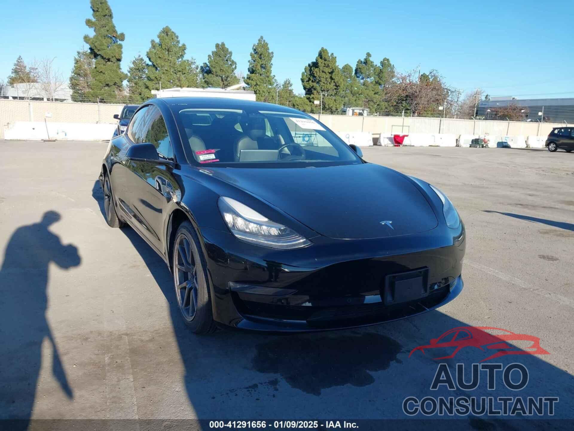 TESLA MODEL 3 2019 - 5YJ3E1EB4KF385274