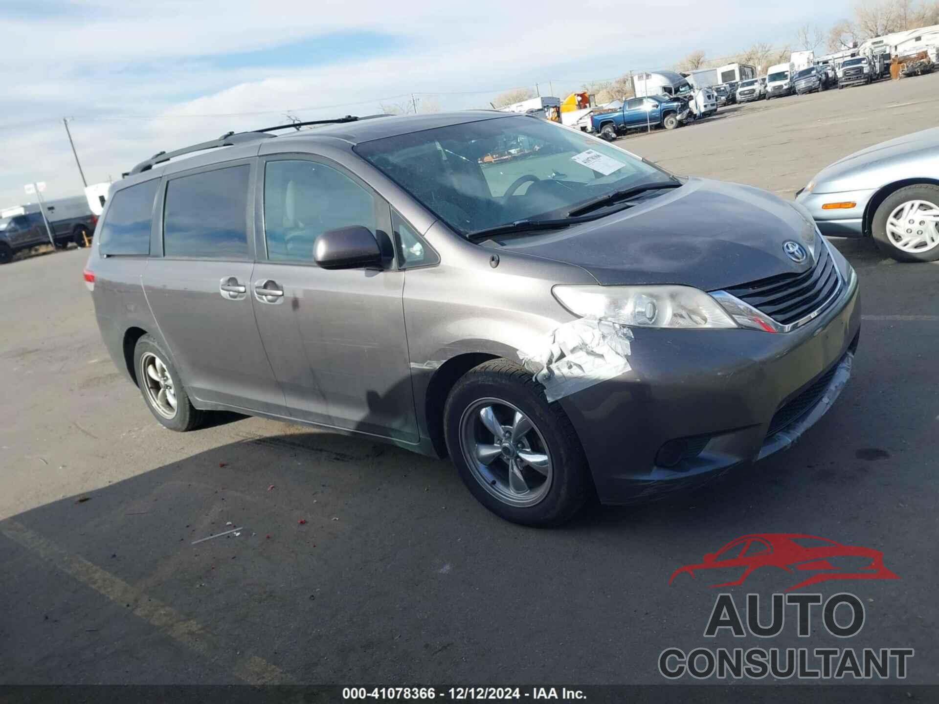 TOYOTA SIENNA 2013 - 5TDKK3DC9DS365272