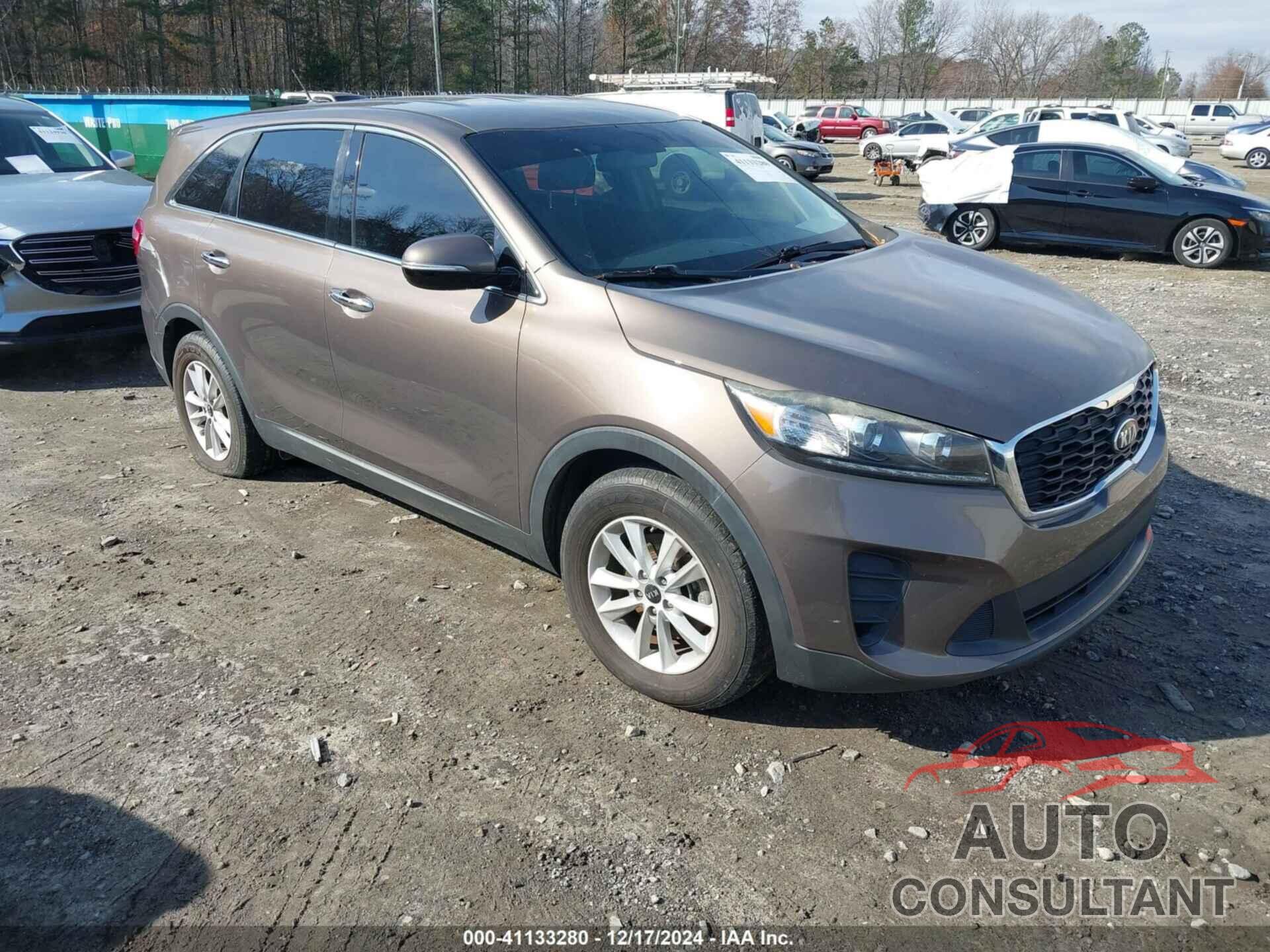 KIA SORENTO 2019 - 5XYPG4A53KG490586