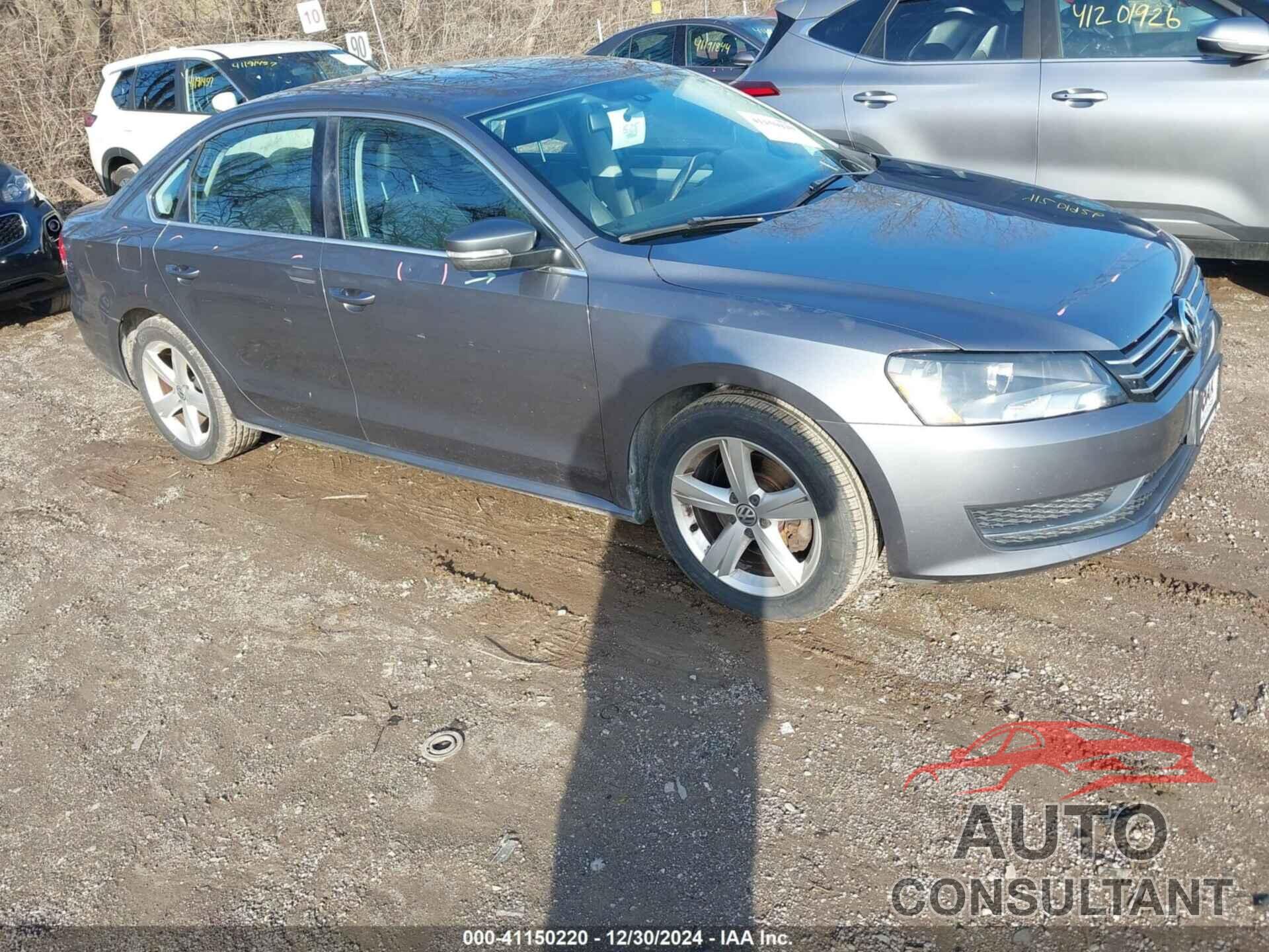 VOLKSWAGEN PASSAT 2013 - 1VWBH7A36DC131891