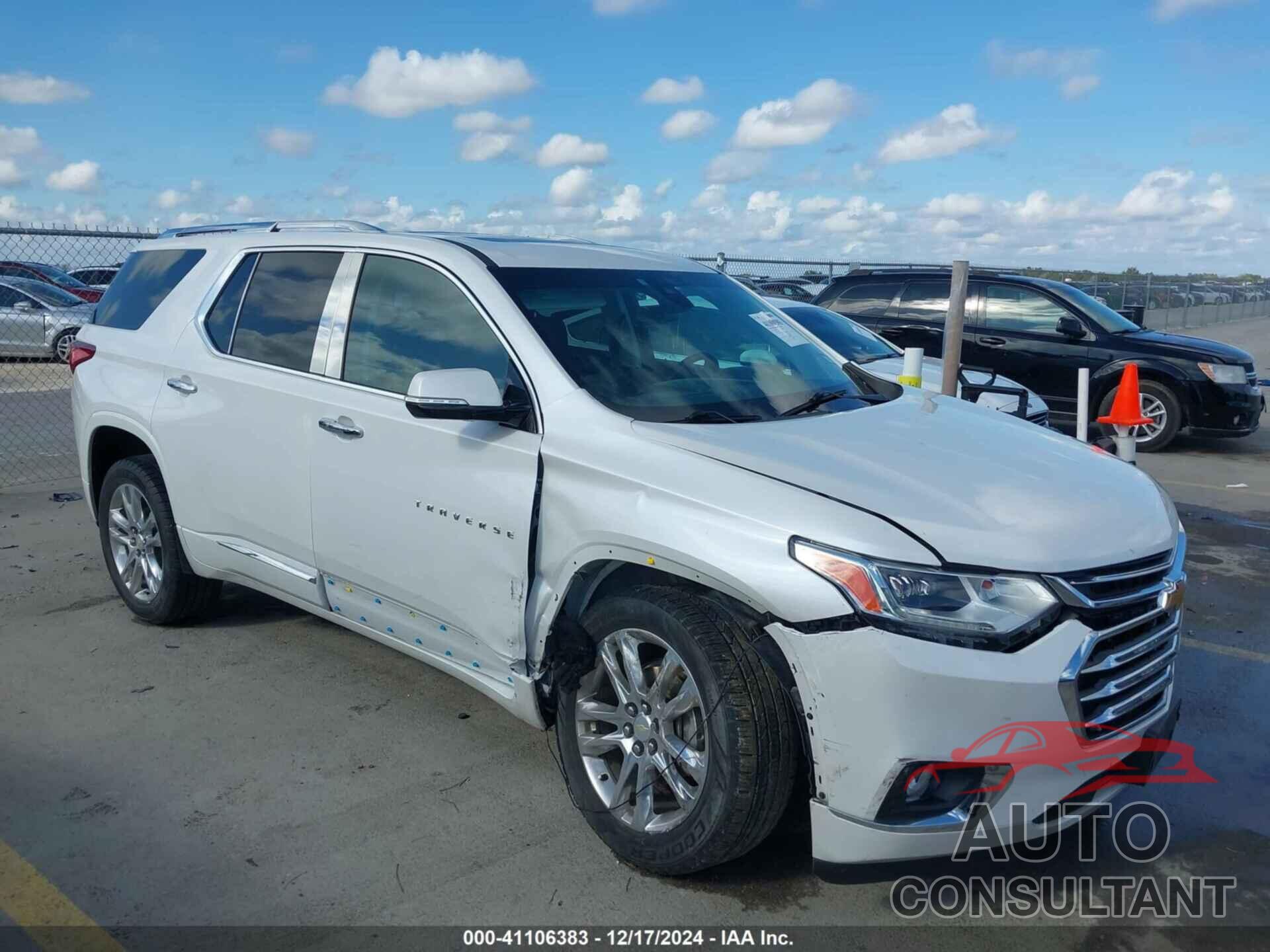 CHEVROLET TRAVERSE 2018 - 1GNEVKKW1JJ192777