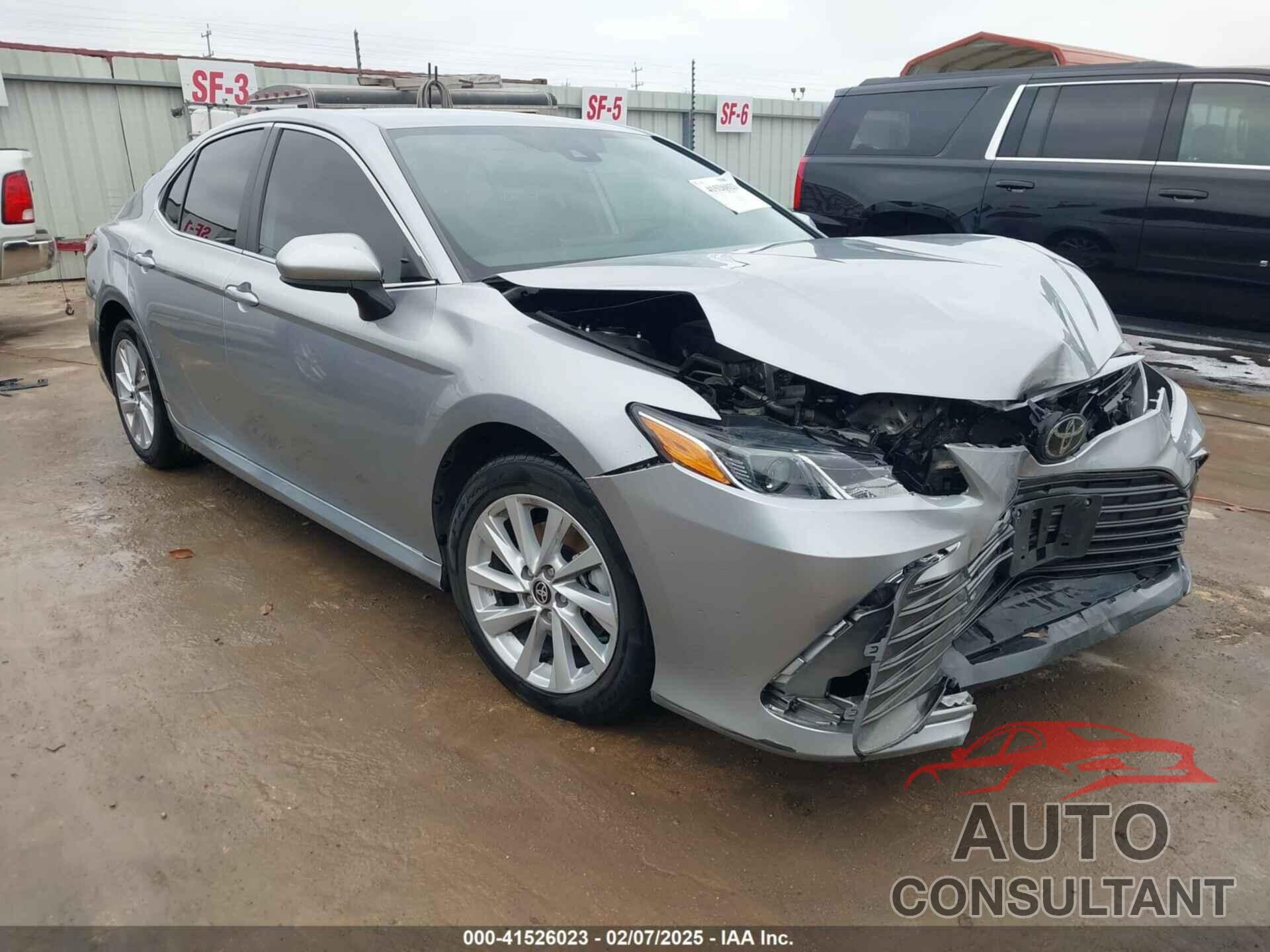 TOYOTA CAMRY 2023 - 4T1C11AK4PU805255