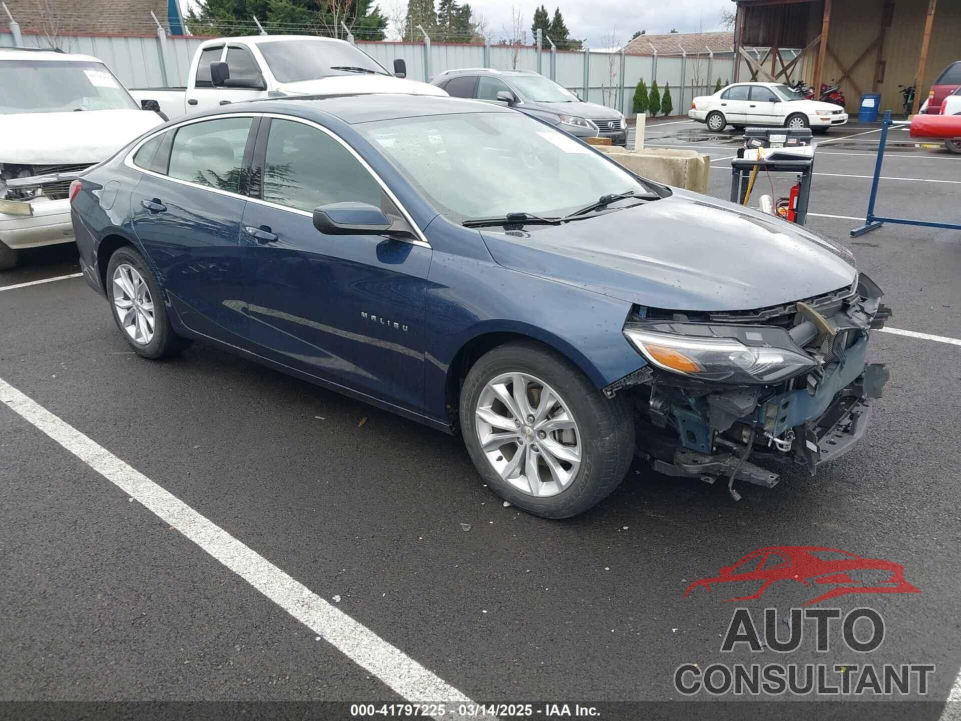 CHEVROLET MALIBU 2020 - 1G1ZD5ST0LF017438