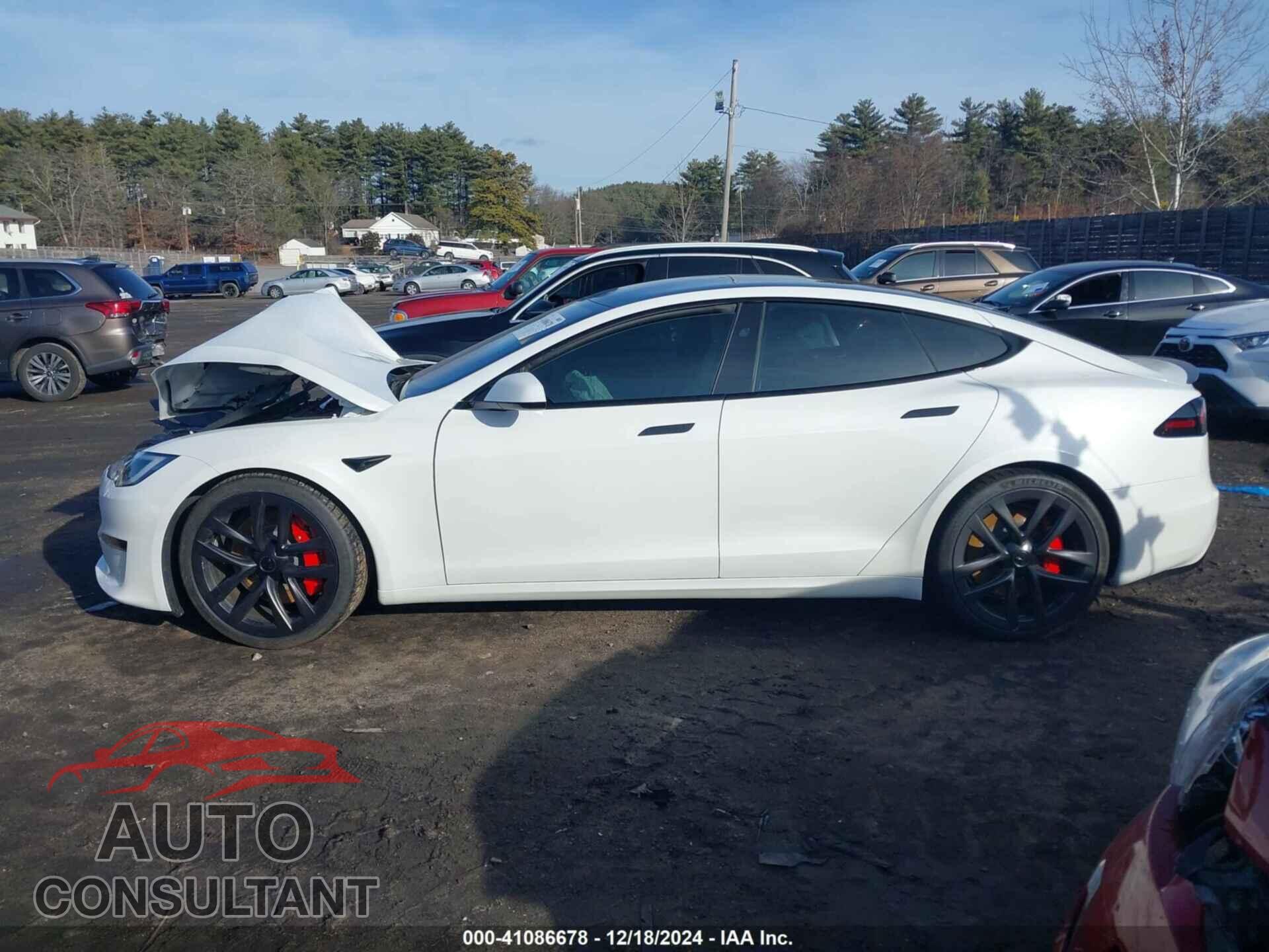 TESLA MODEL S 2023 - 5YJSA1E64PF512509