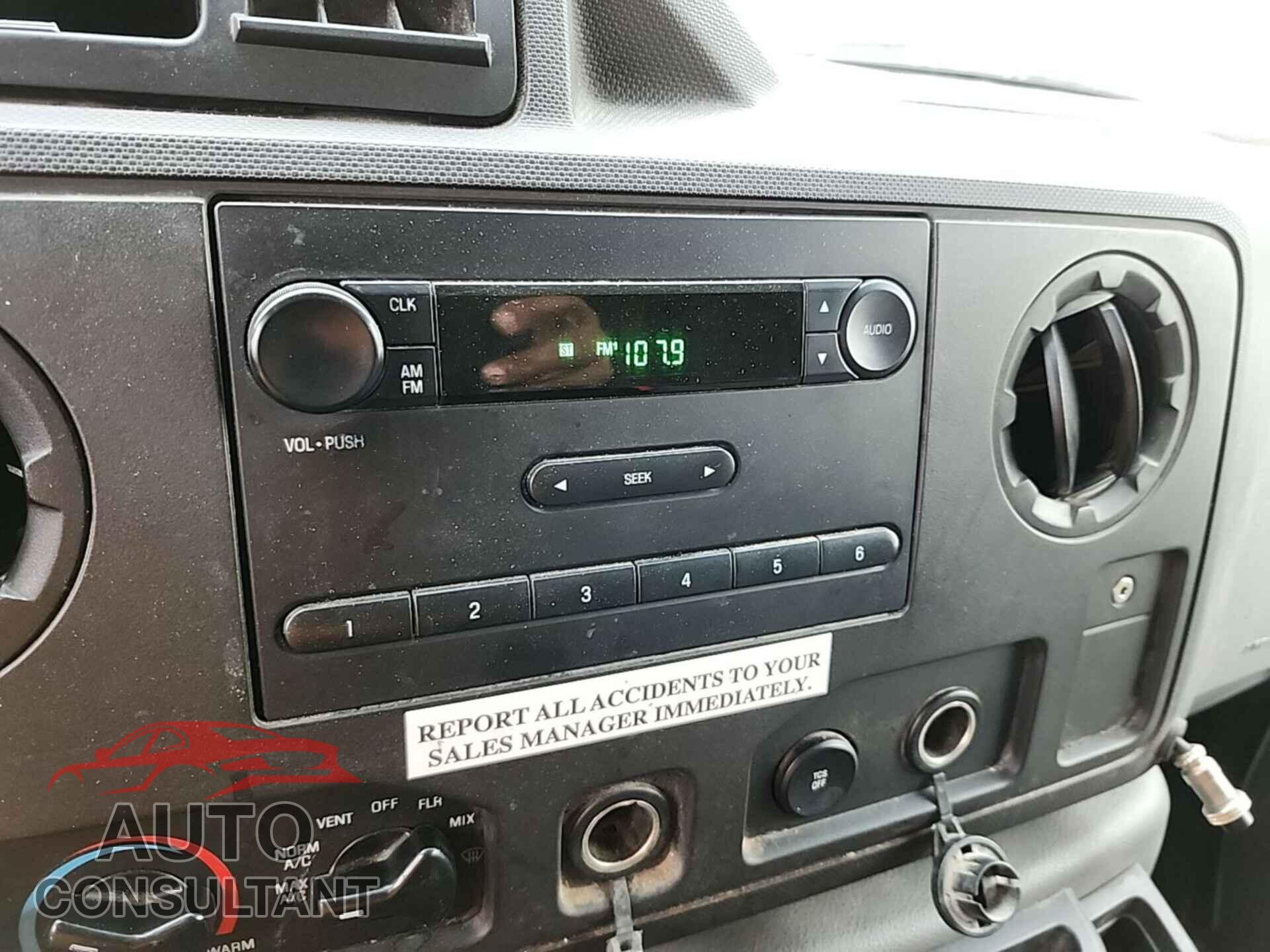 FORD E-450 CUTAWAY 2018 - 1FDXE4FS9JDC33218