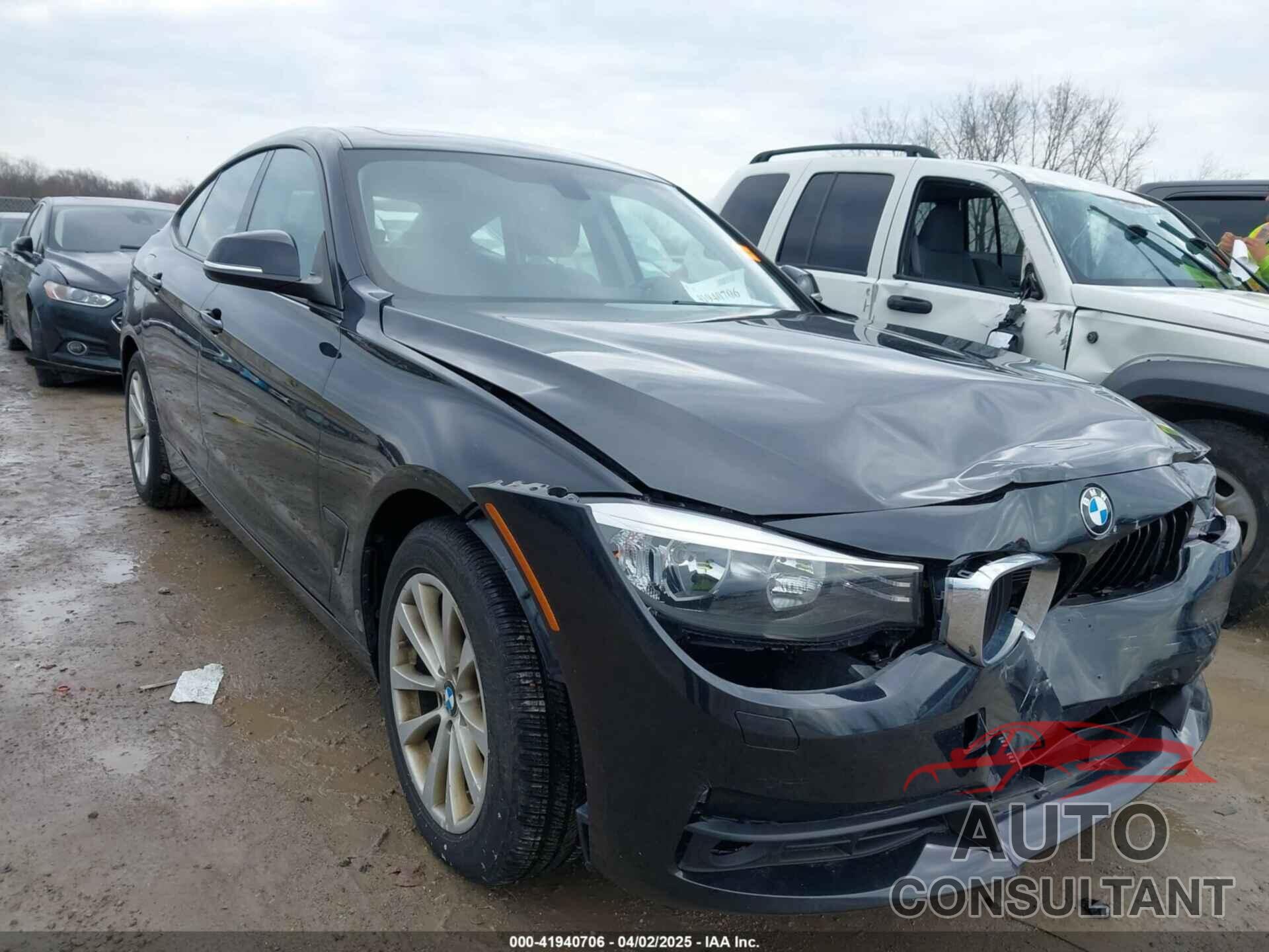 BMW 328I GRAN TURISMO 2014 - WBA3X5C51ED558871