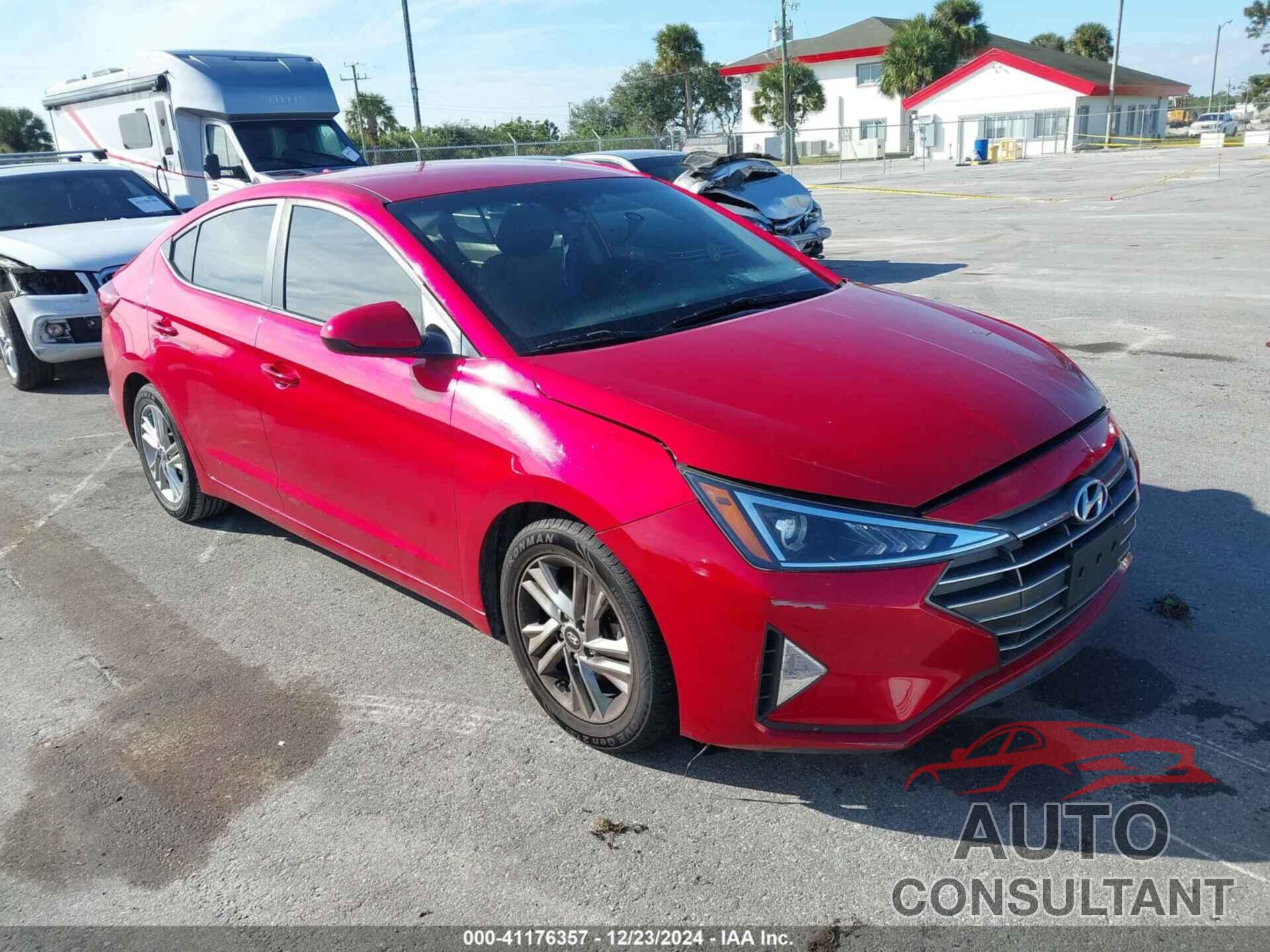 HYUNDAI ELANTRA 2020 - 5NPD84LF0LH562599