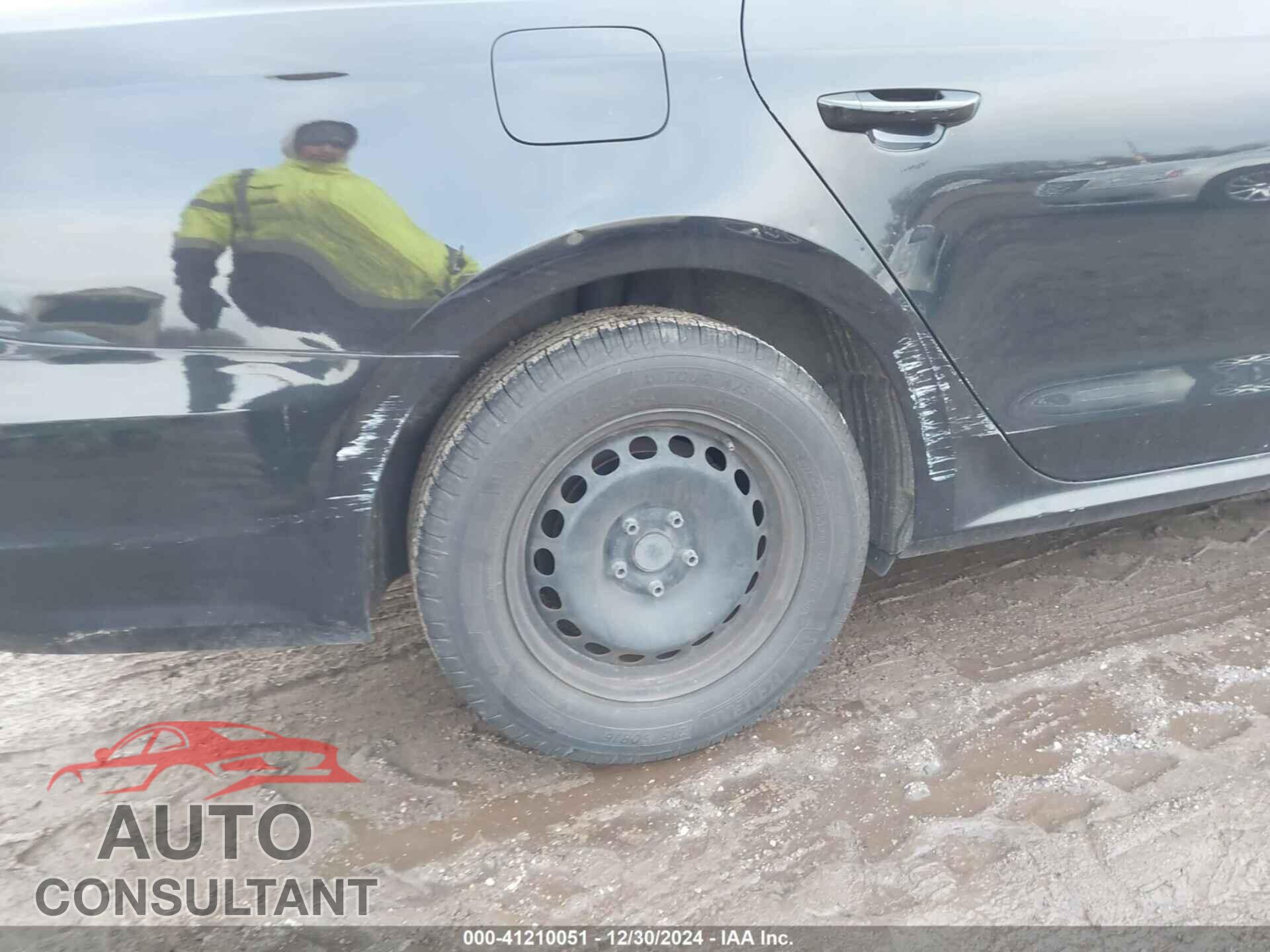 VOLKSWAGEN PASSAT 2014 - 1VWAP7A36EC009760