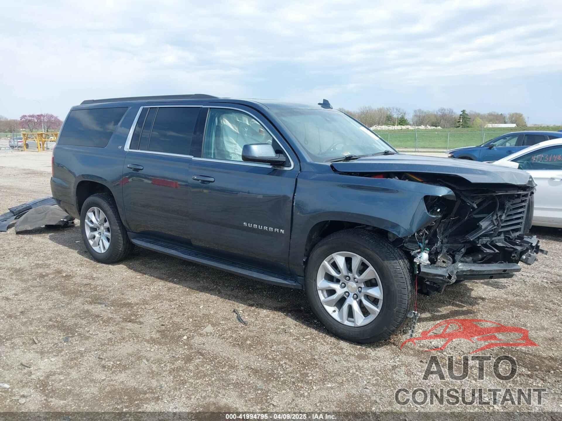 CHEVROLET SUBURBAN 2019 - 1GNSKHKC1KR241287