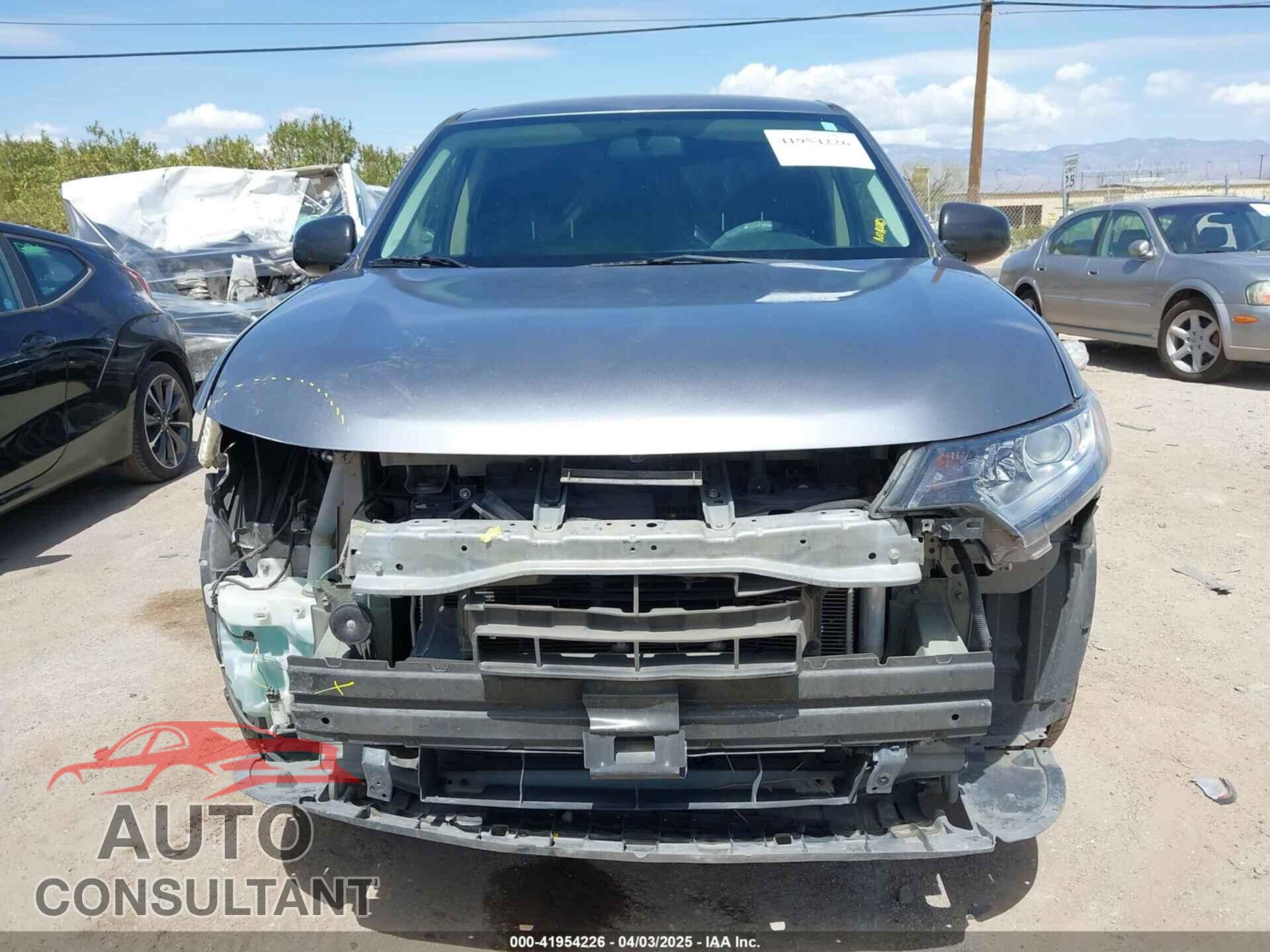 MITSUBISHI OUTLANDER 2018 - JA4AD2A3XJZ054698