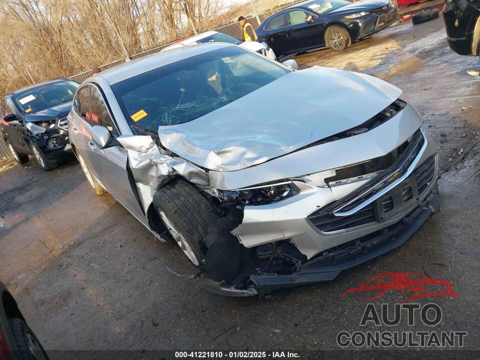 CHEVROLET MALIBU 2018 - 1G1ZD5ST0JF280137