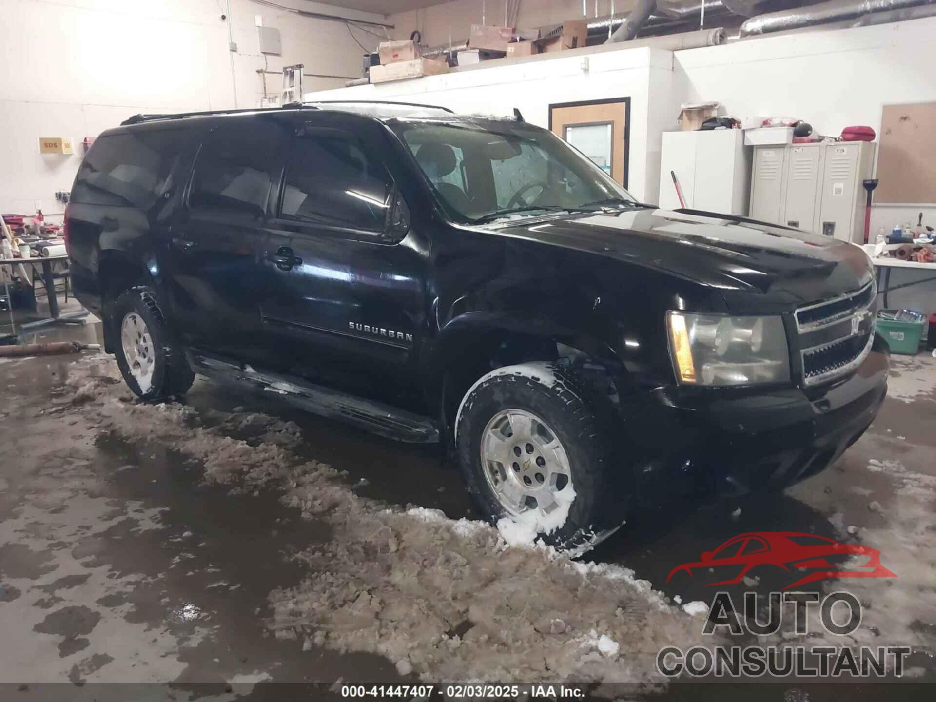 CHEVROLET SUBURBAN 1500 2010 - 1GNUKJE33AR236764