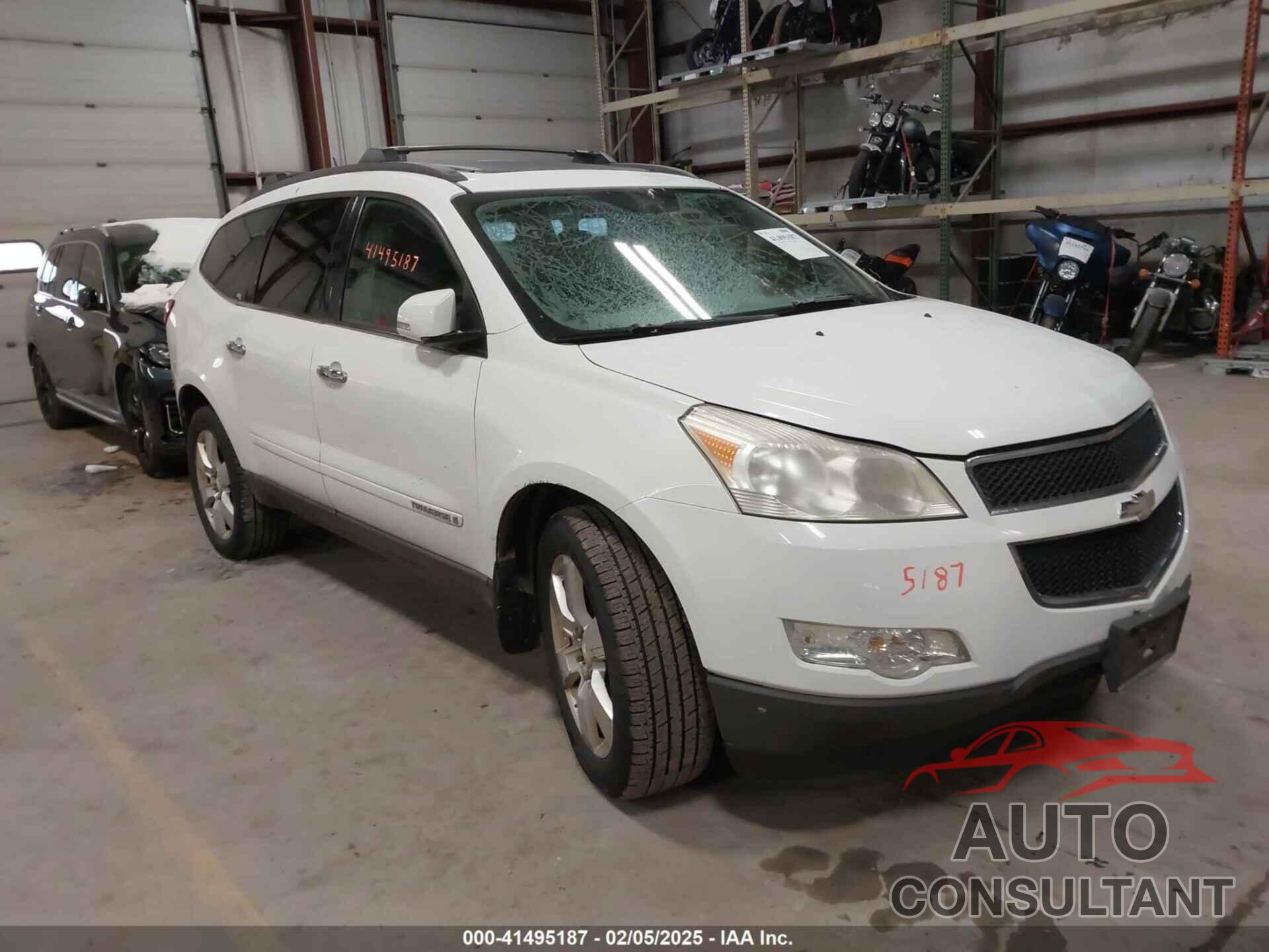 CHEVROLET TRAVERSE 2009 - 1GNEV23DX9S100620