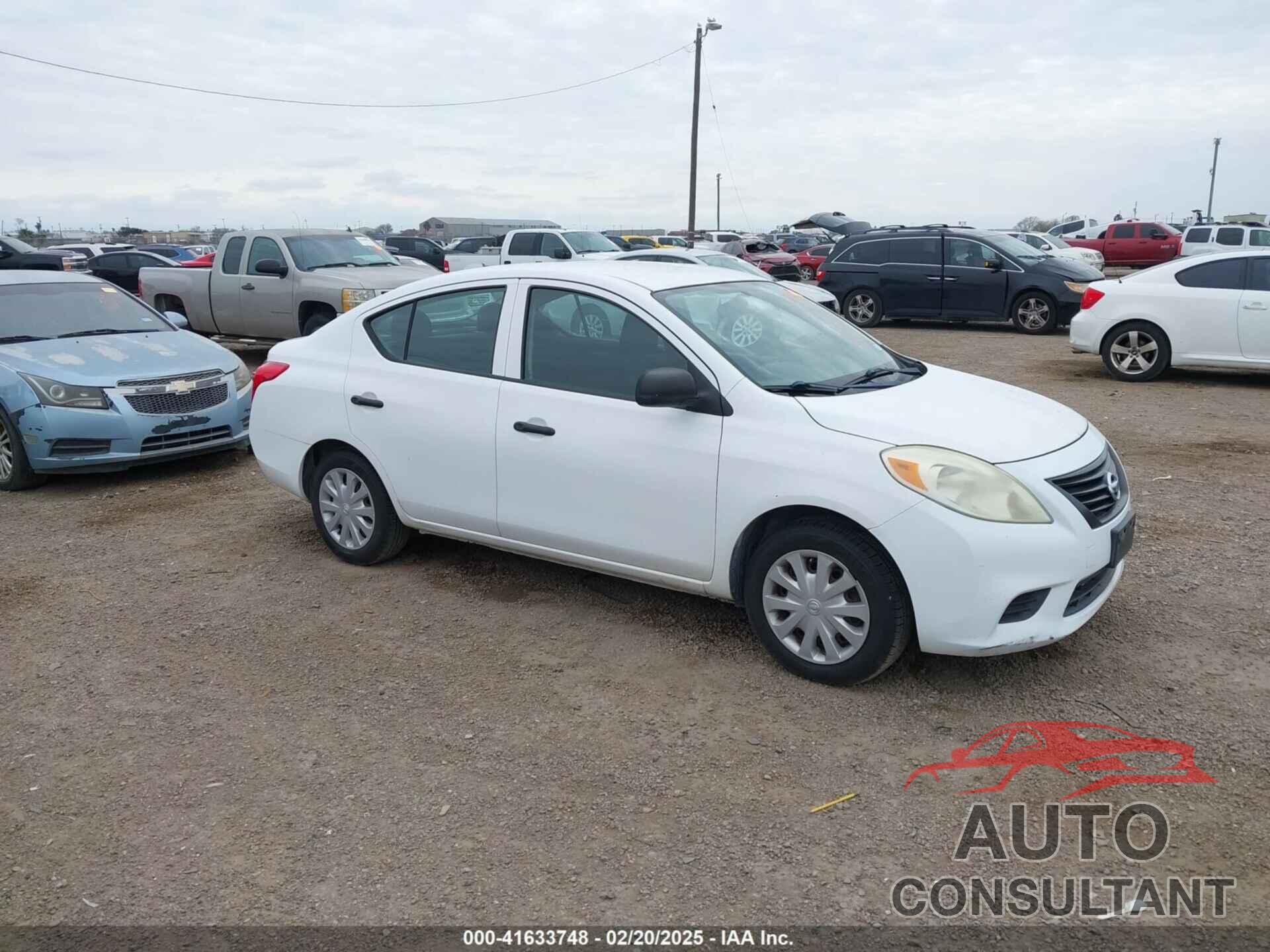 NISSAN VERSA 2012 - 3N1CN7AP1CL824229