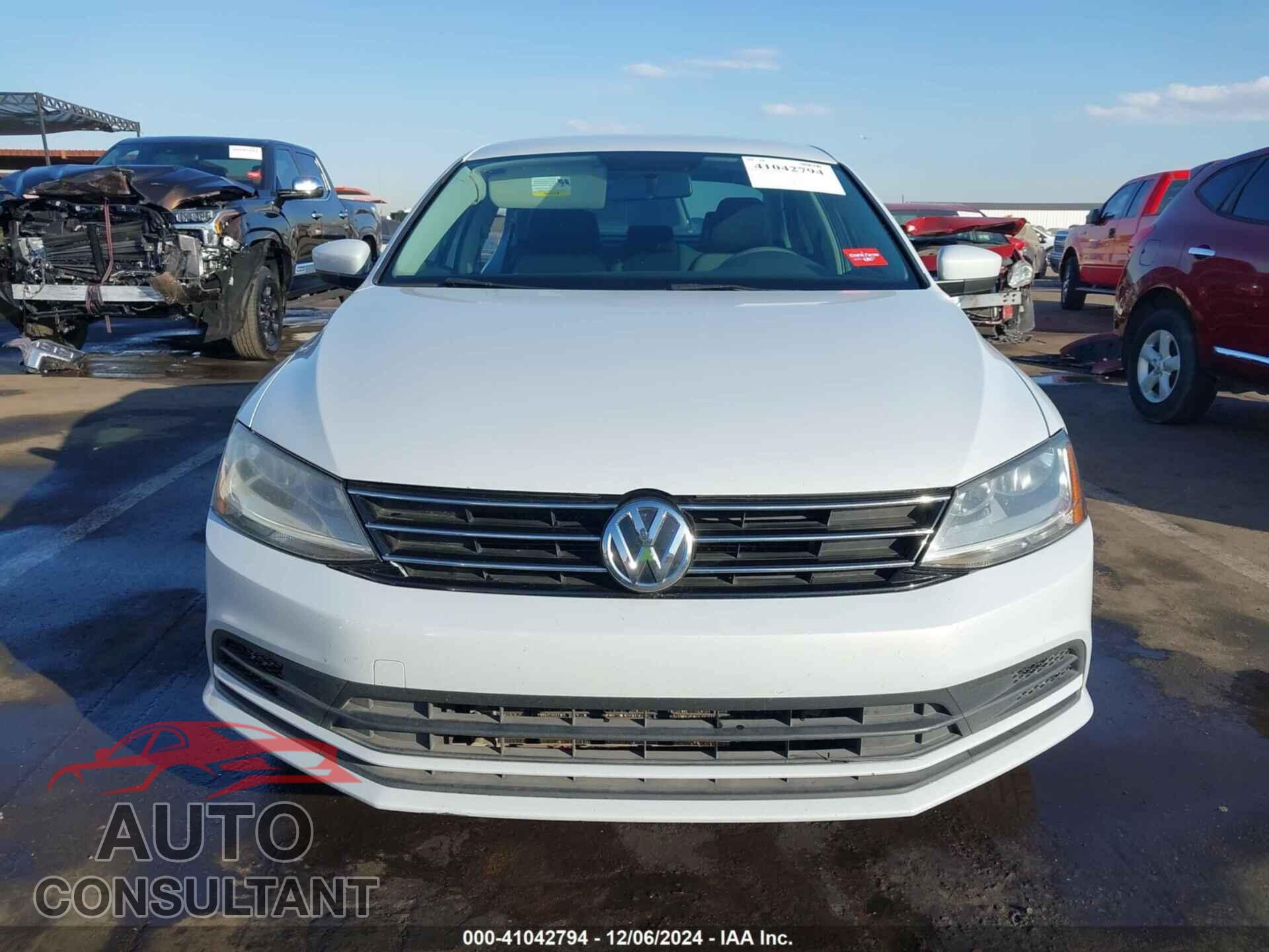VOLKSWAGEN JETTA 2017 - 3VW2B7AJ4HM376385