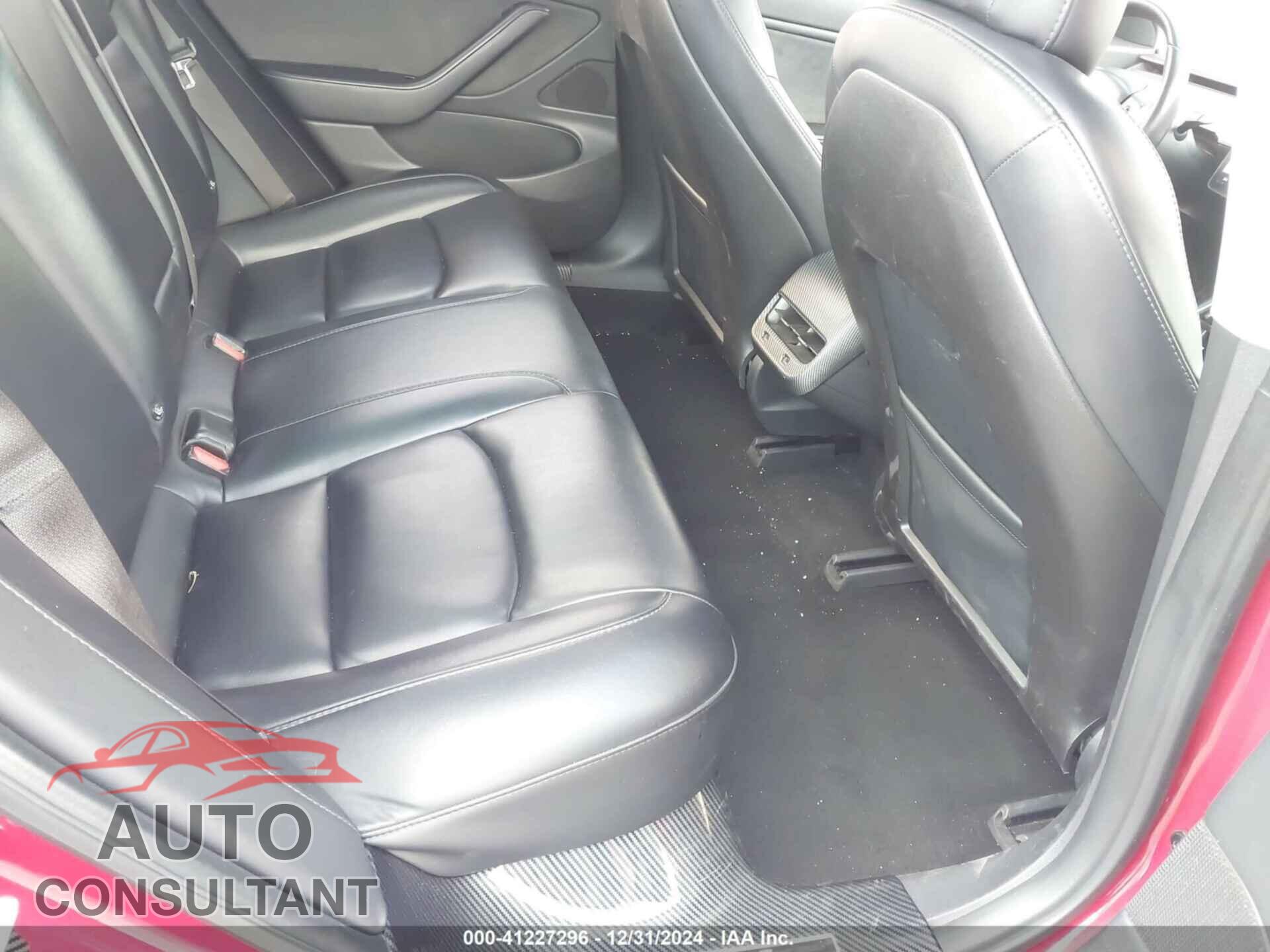 TESLA MODEL 3 2018 - 5YJ3E1EBXJF073393