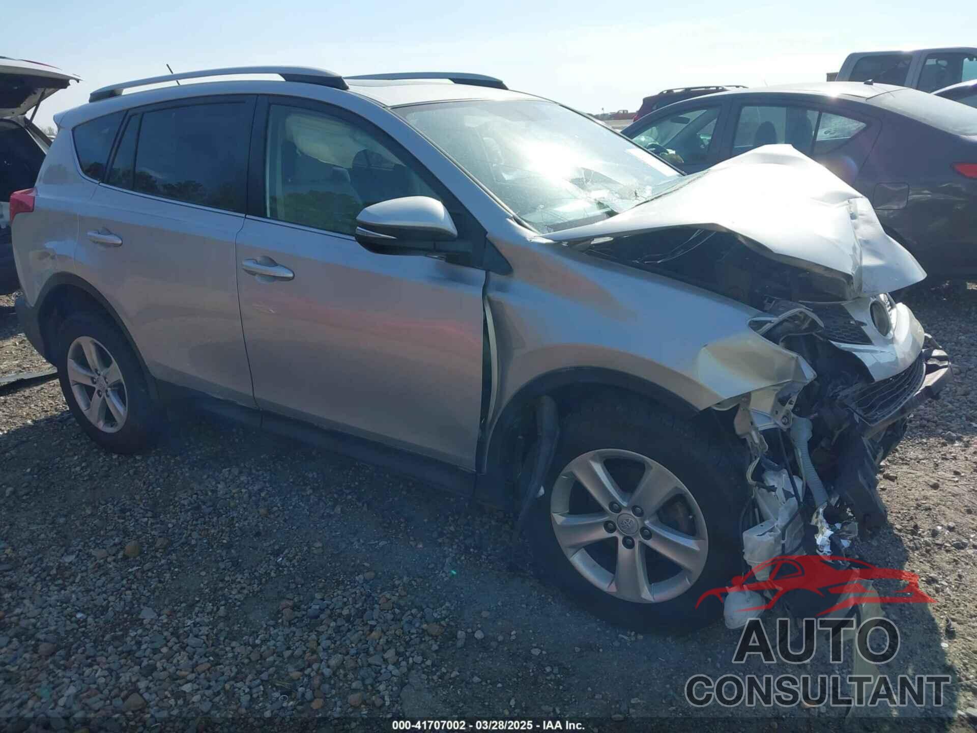 TOYOTA RAV4 2014 - JTMWFREV2EJ021869