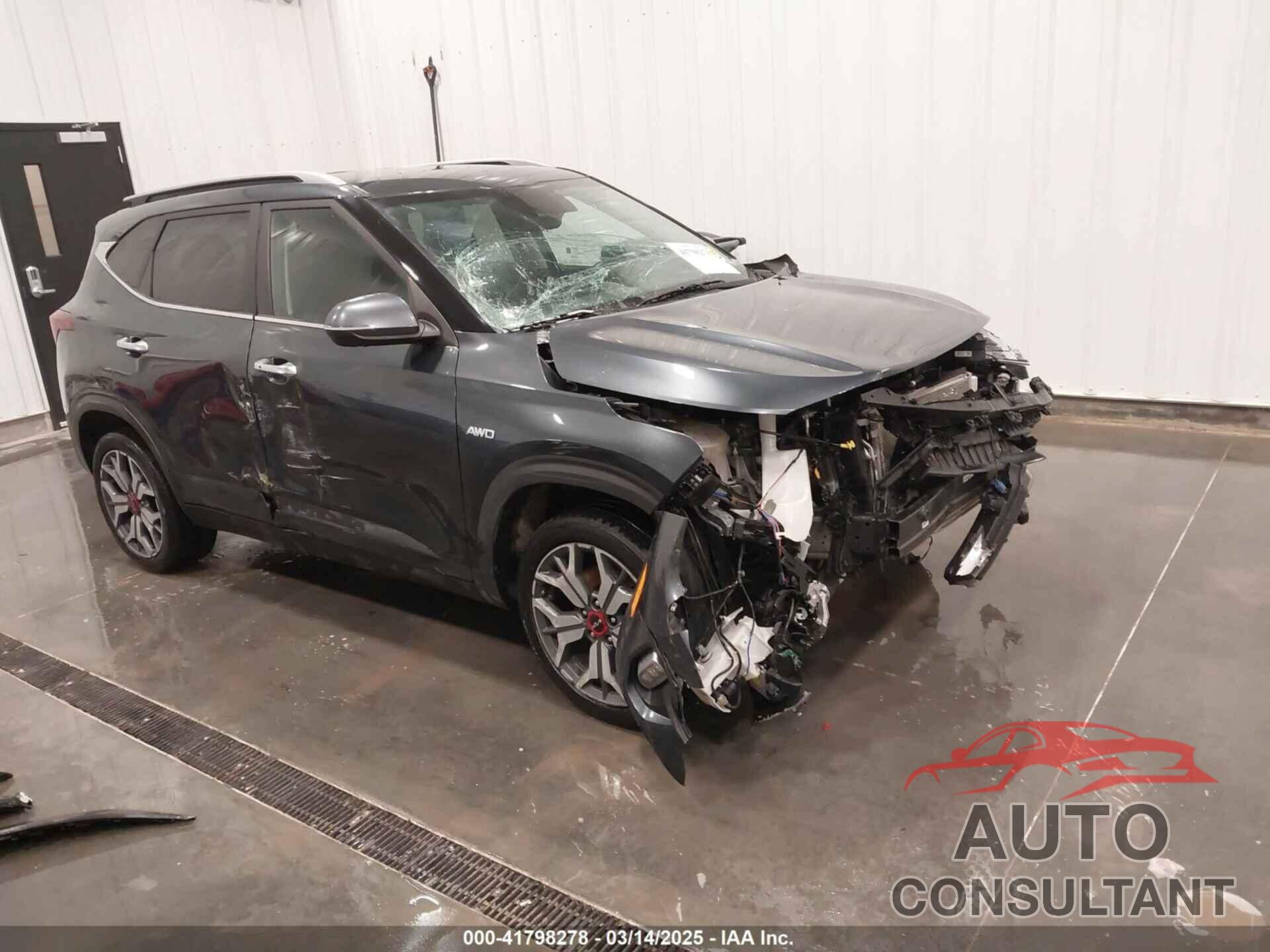 KIA SELTOS 2023 - KNDETCA20P7354908