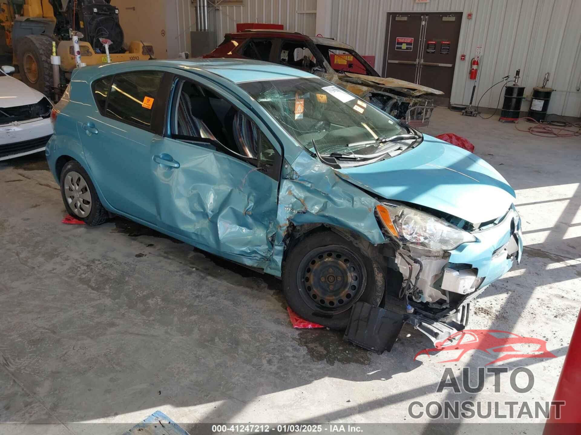 TOYOTA PRIUS C 2014 - JTDKDTB3XE1061072