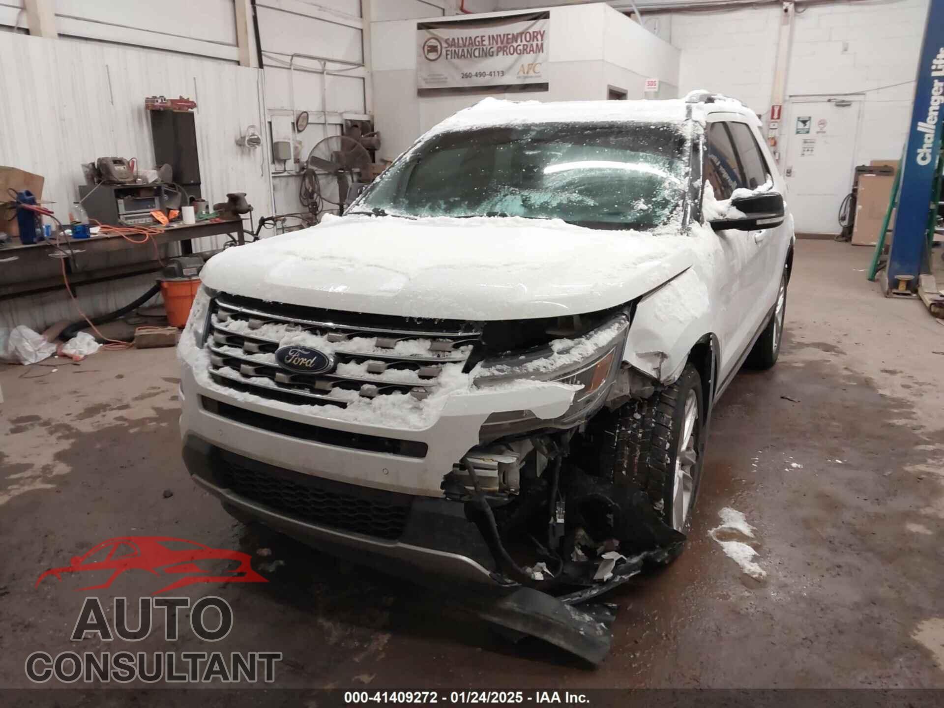 FORD EXPLORER 2017 - 1FM5K7D8XHGC60896